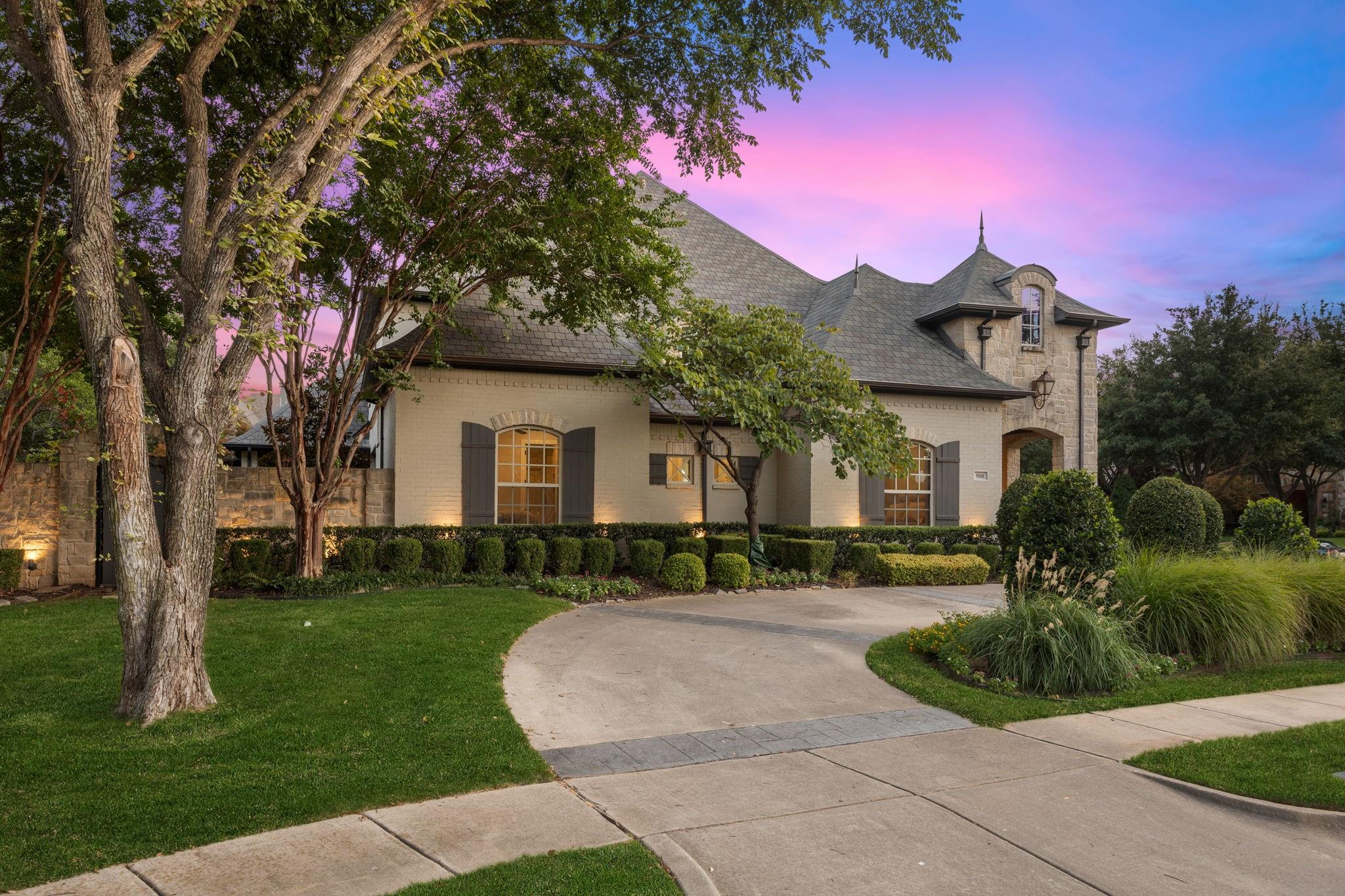 main property photo 32