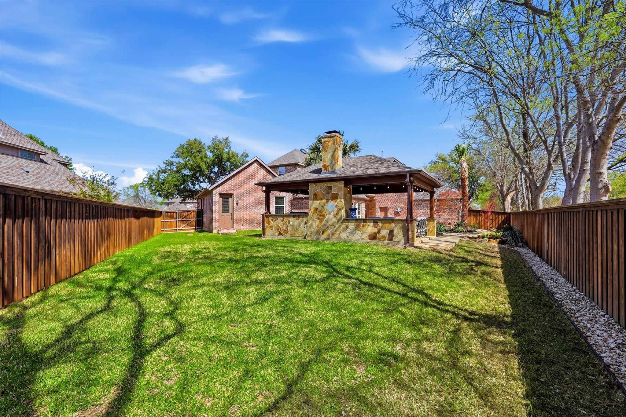 main property photo 35