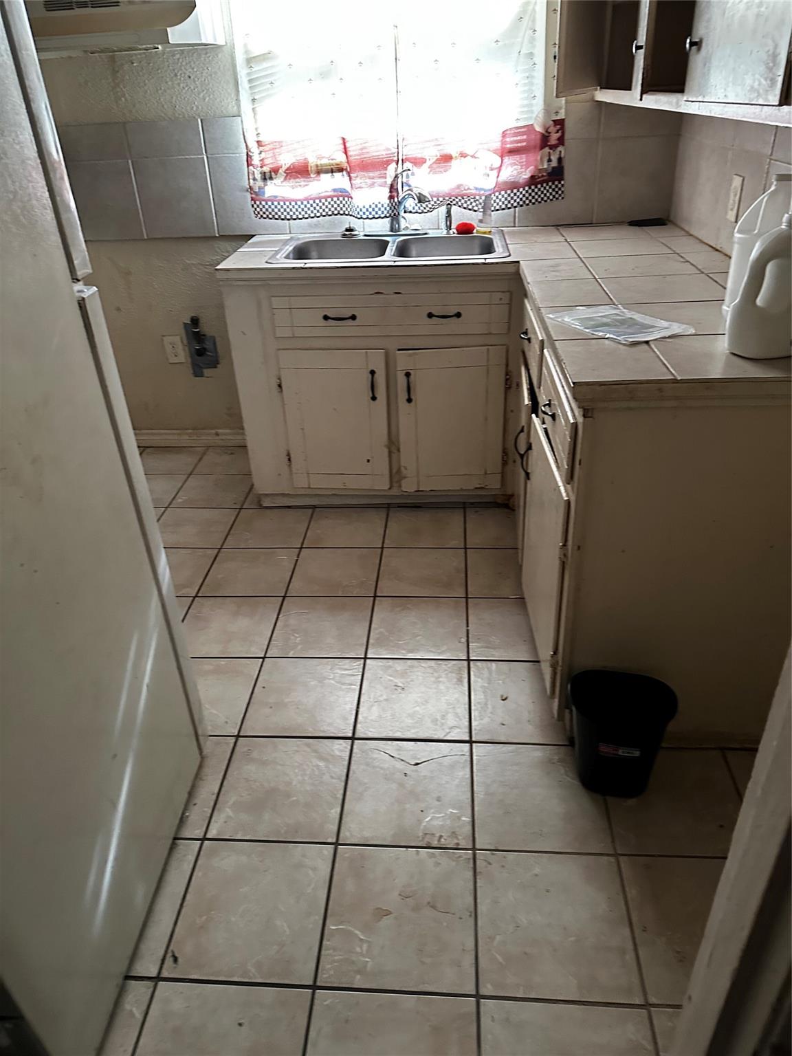 property viewer photo 4