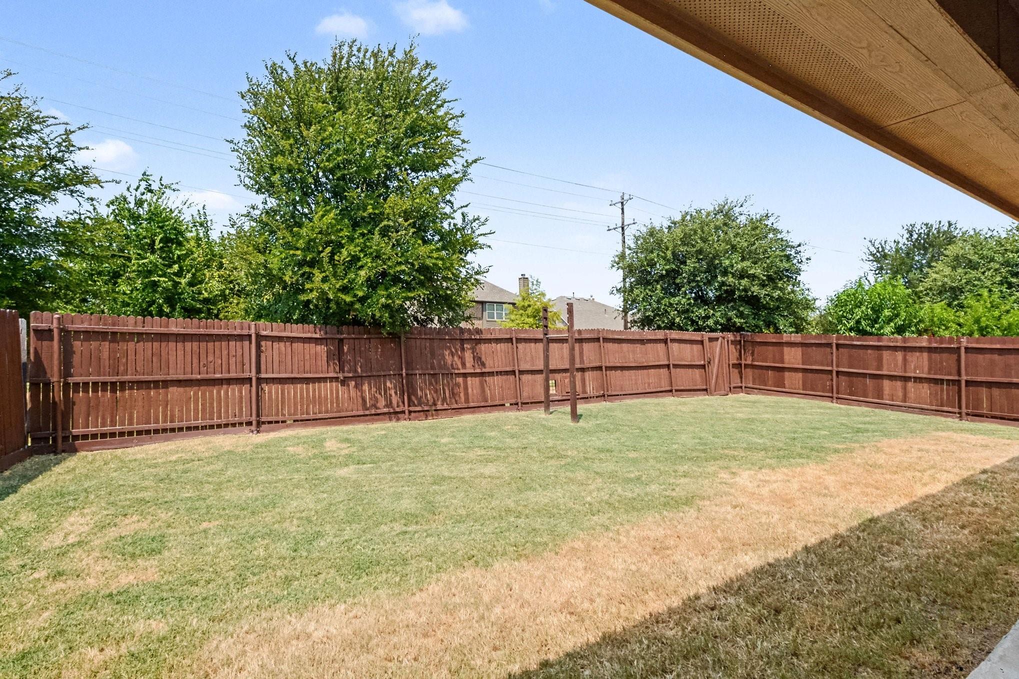 main property photo 20