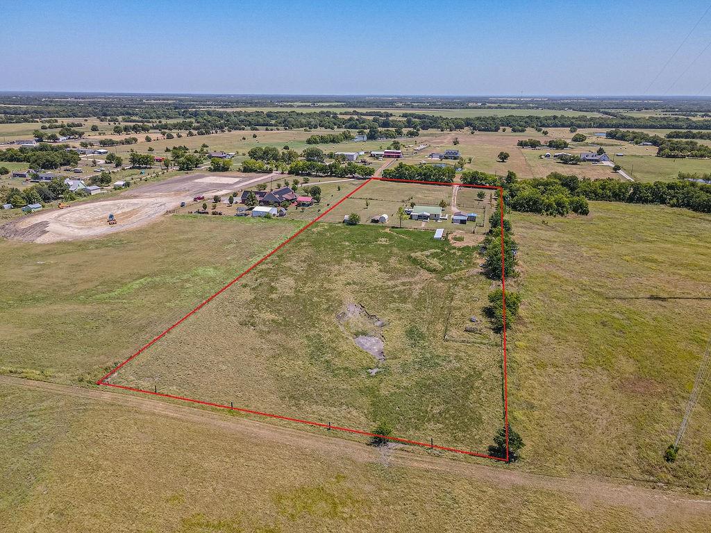 main property photo 26