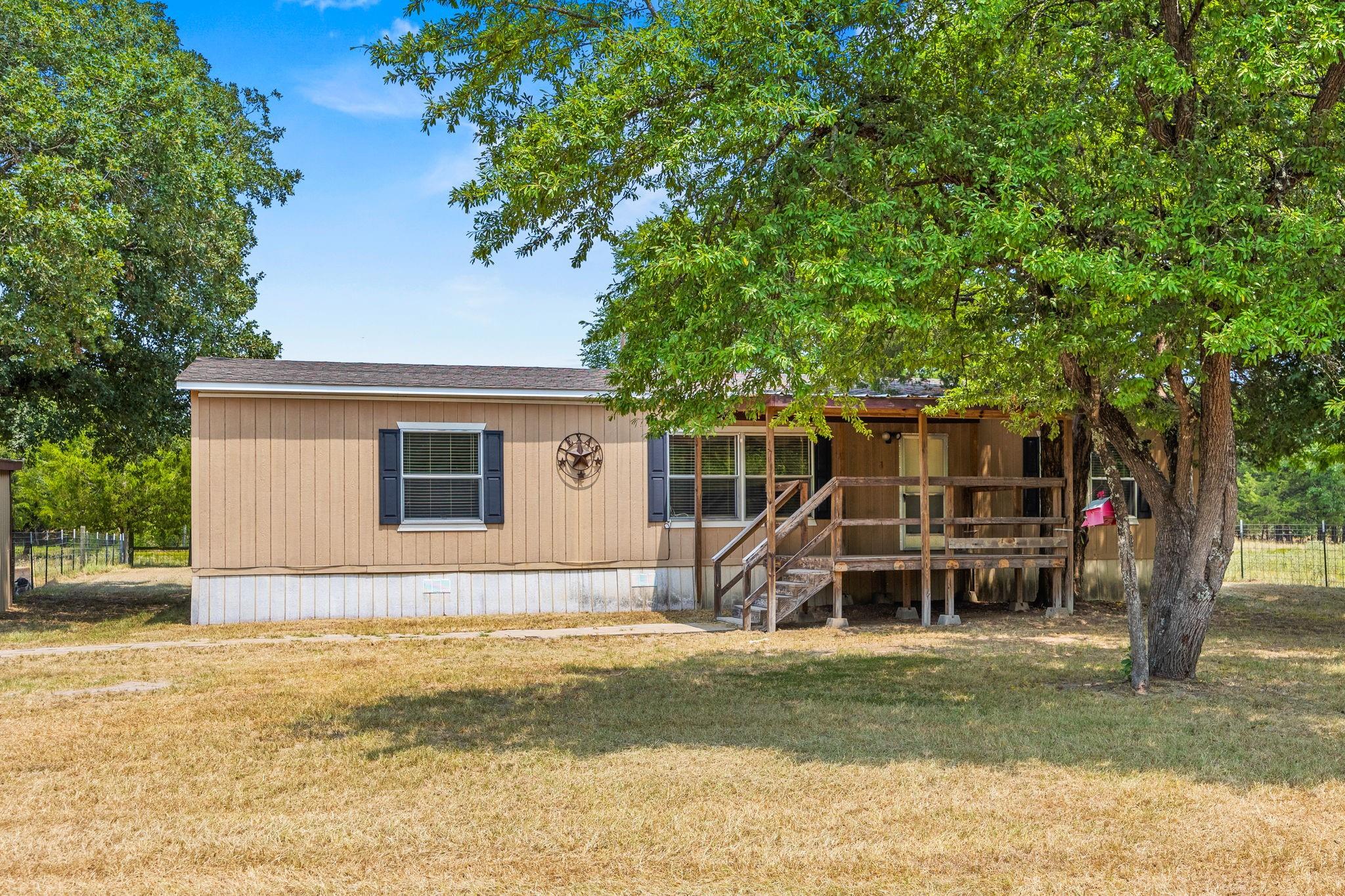 main property photo 13