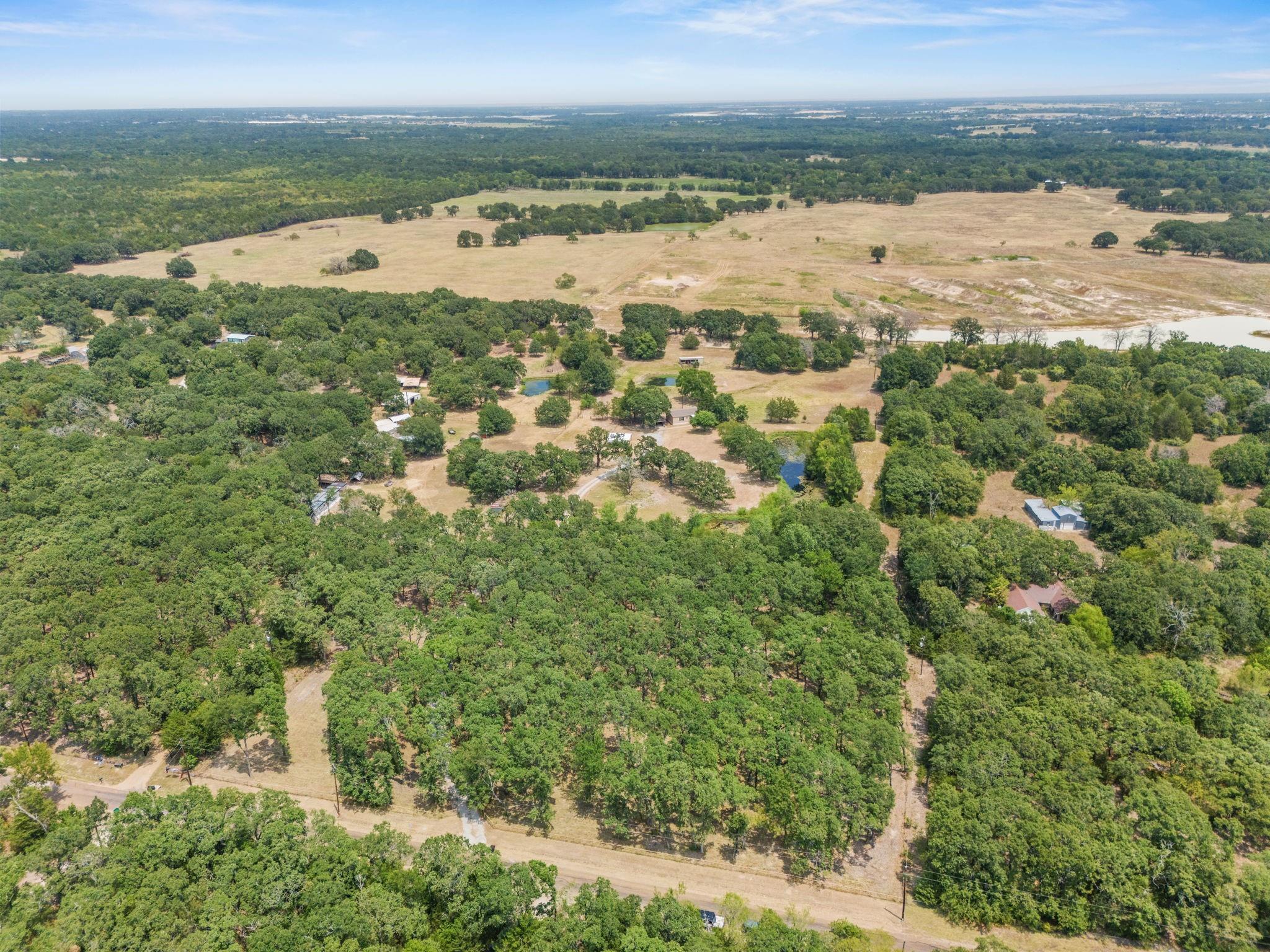 main property photo 35