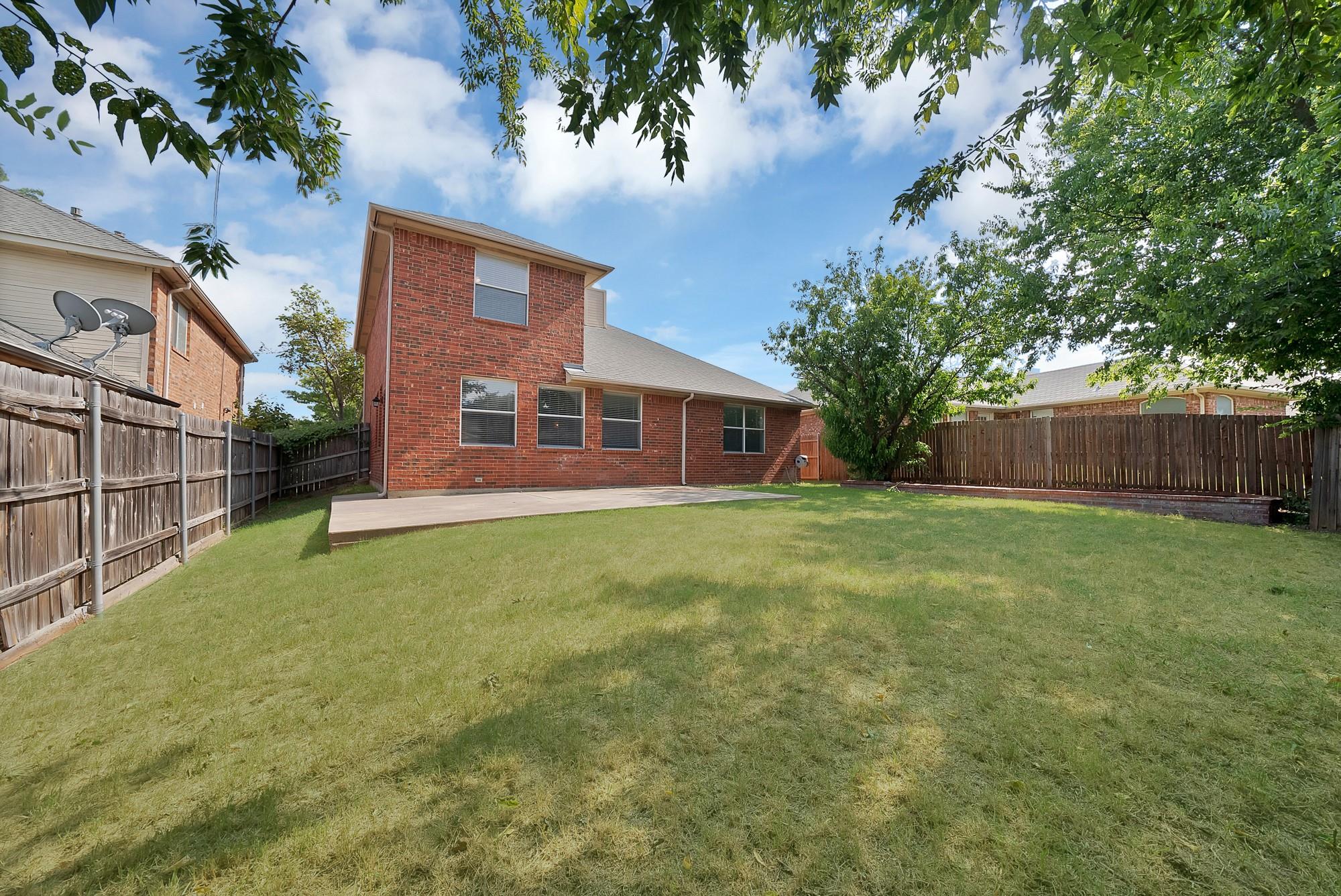 main property photo 32