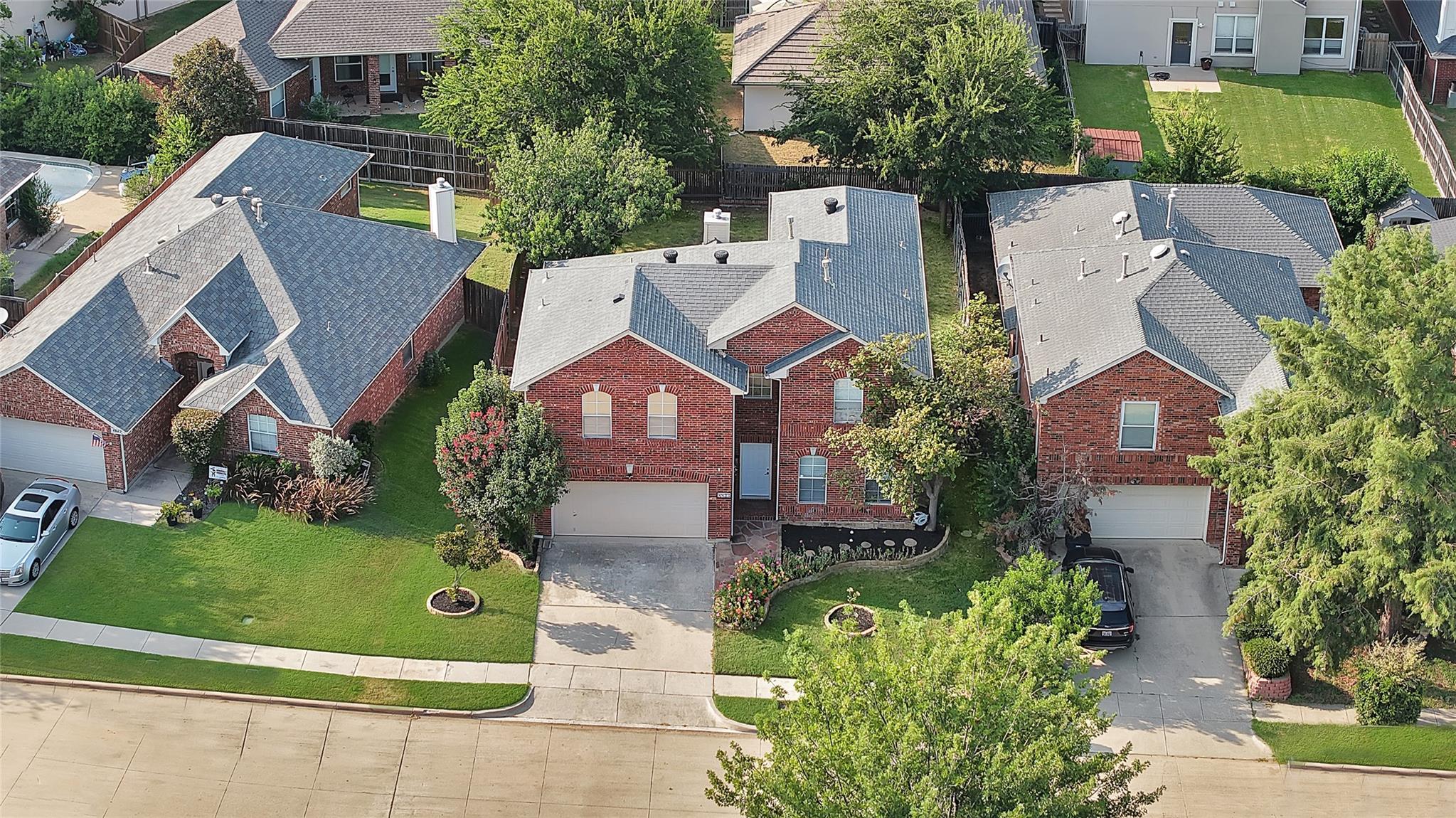 main property photo 37