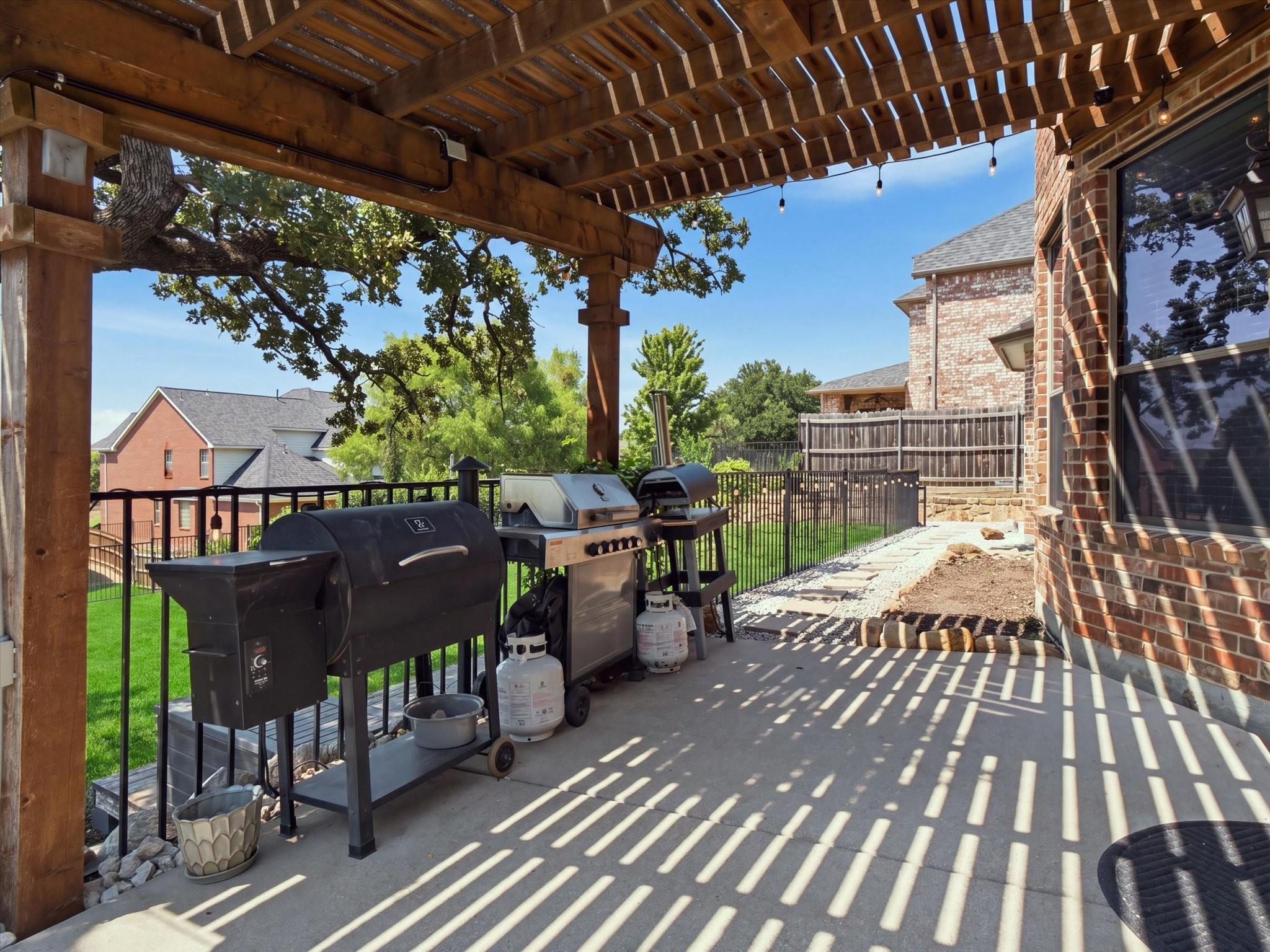 main property photo 31