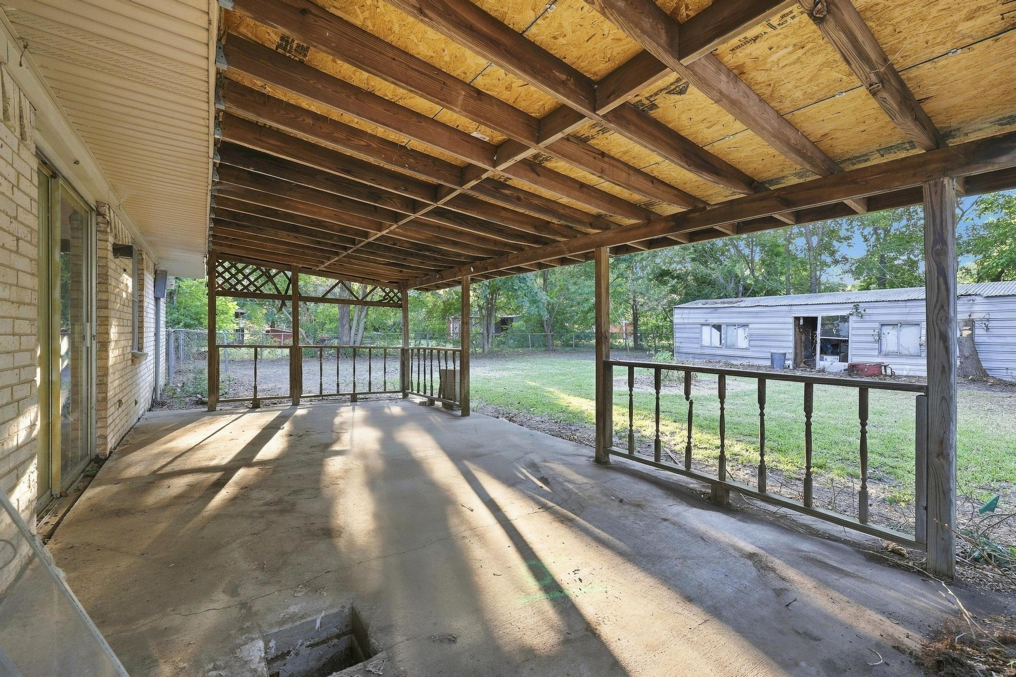 main property photo 26