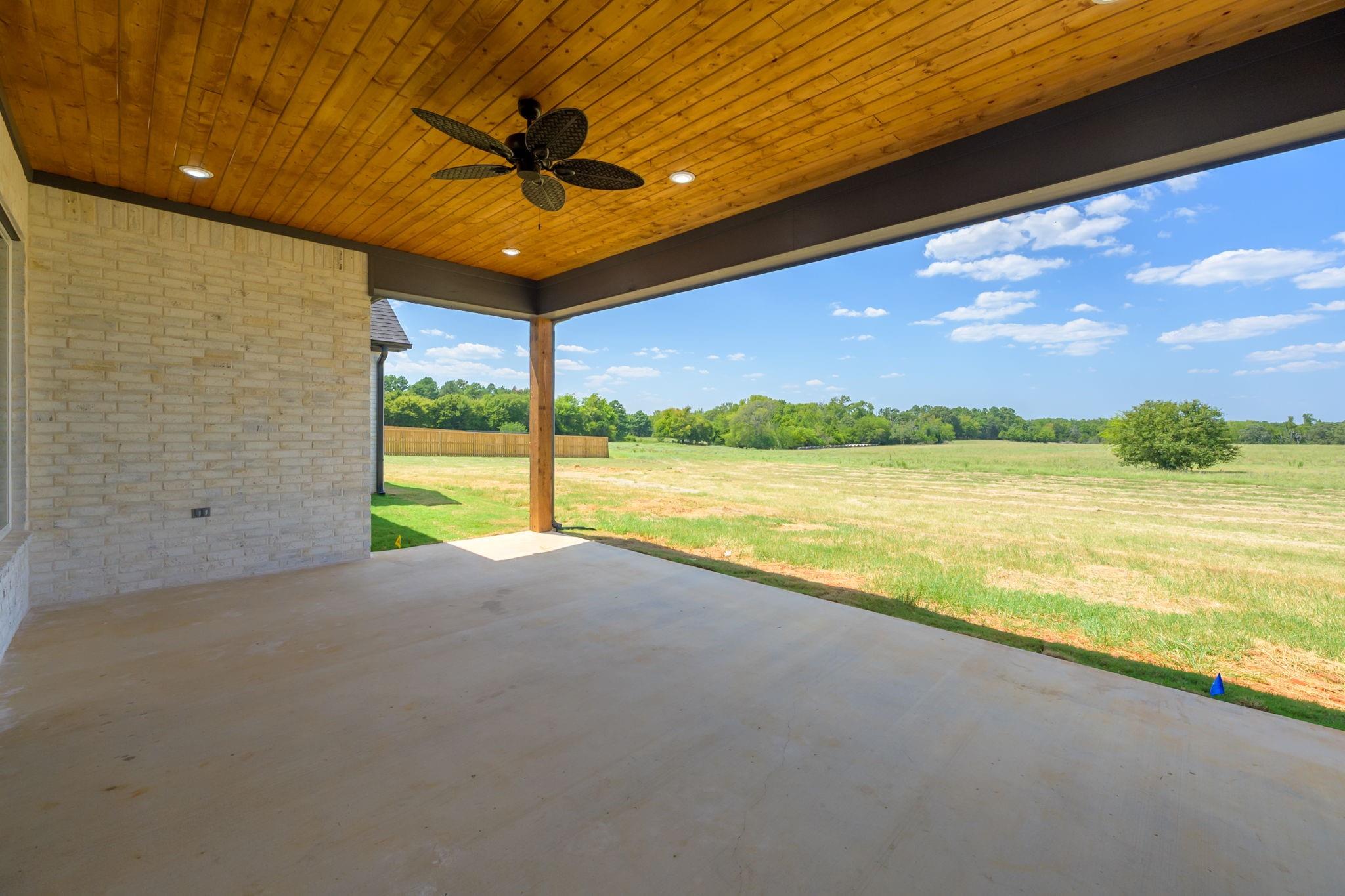 main property photo 39