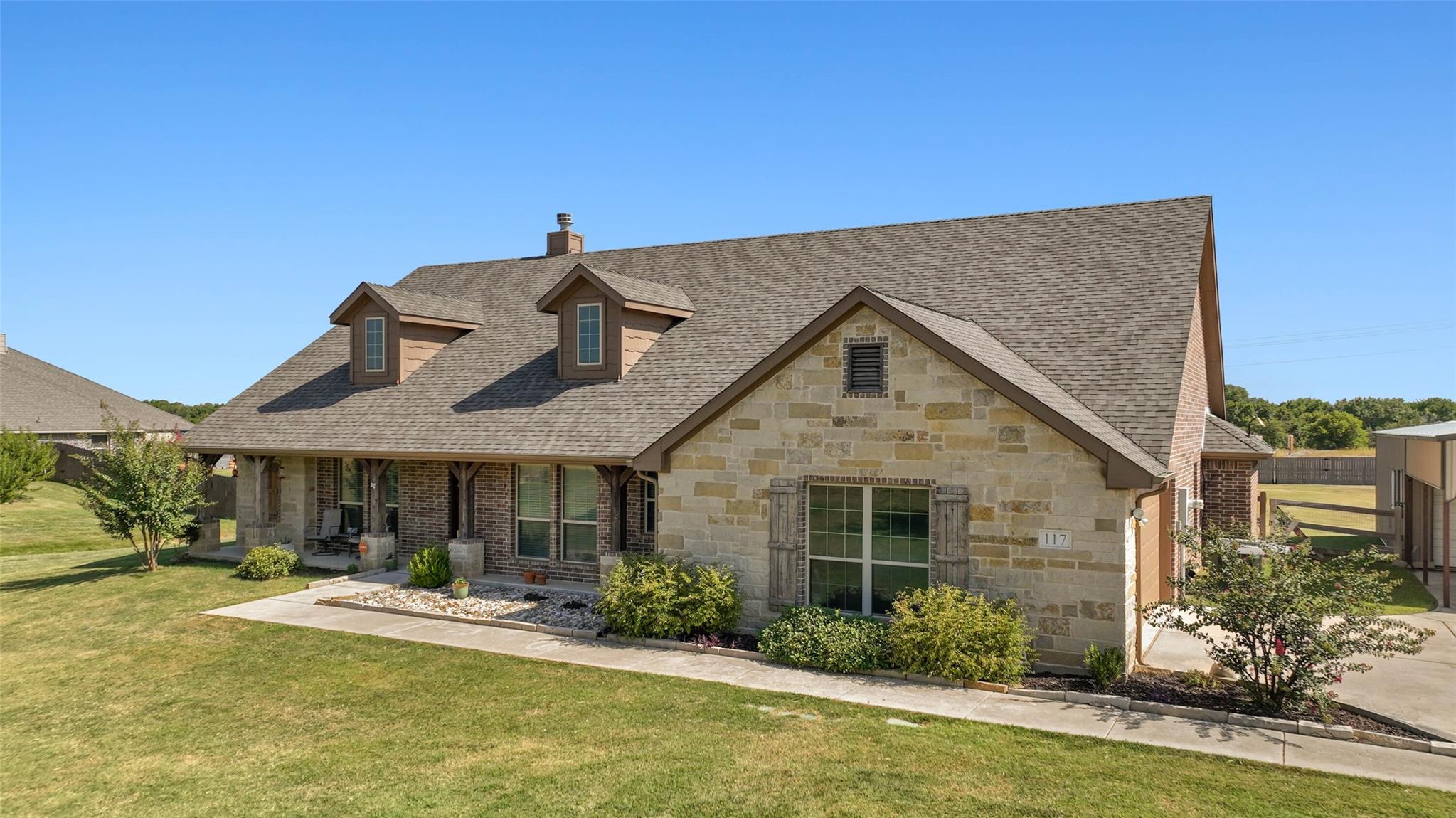 main property photo 3