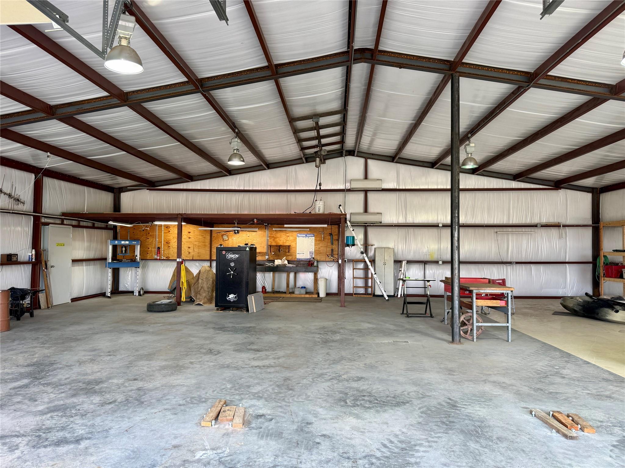 main property photo 24