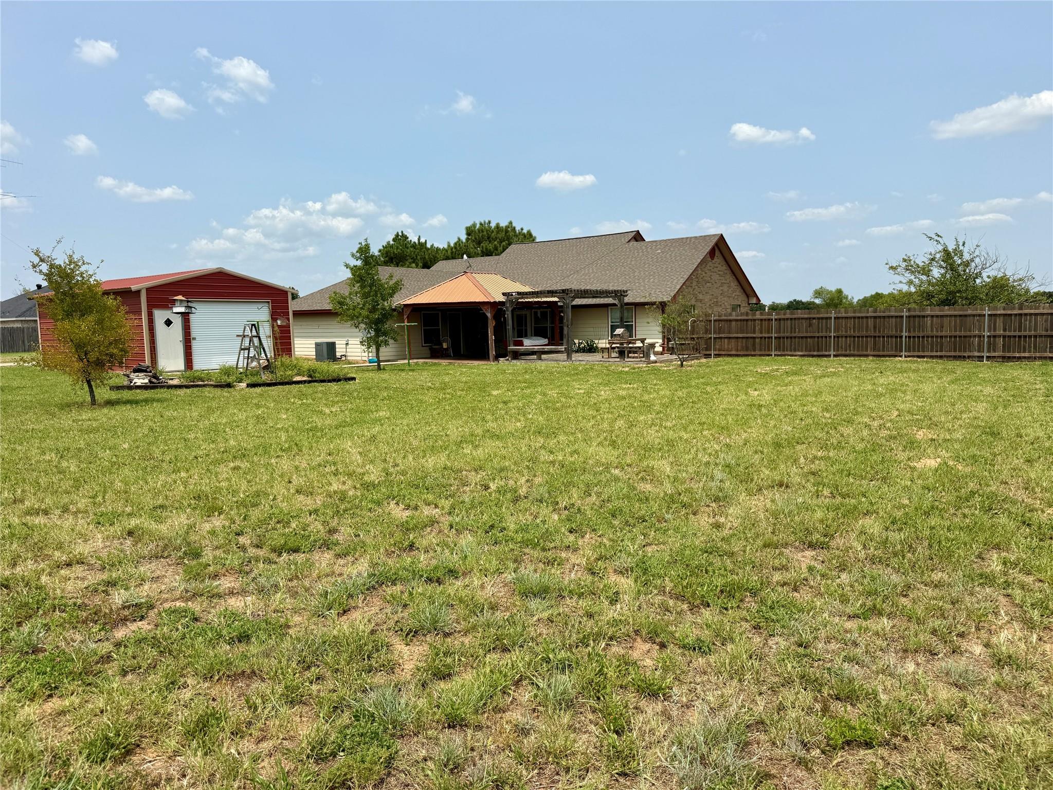 main property photo 32