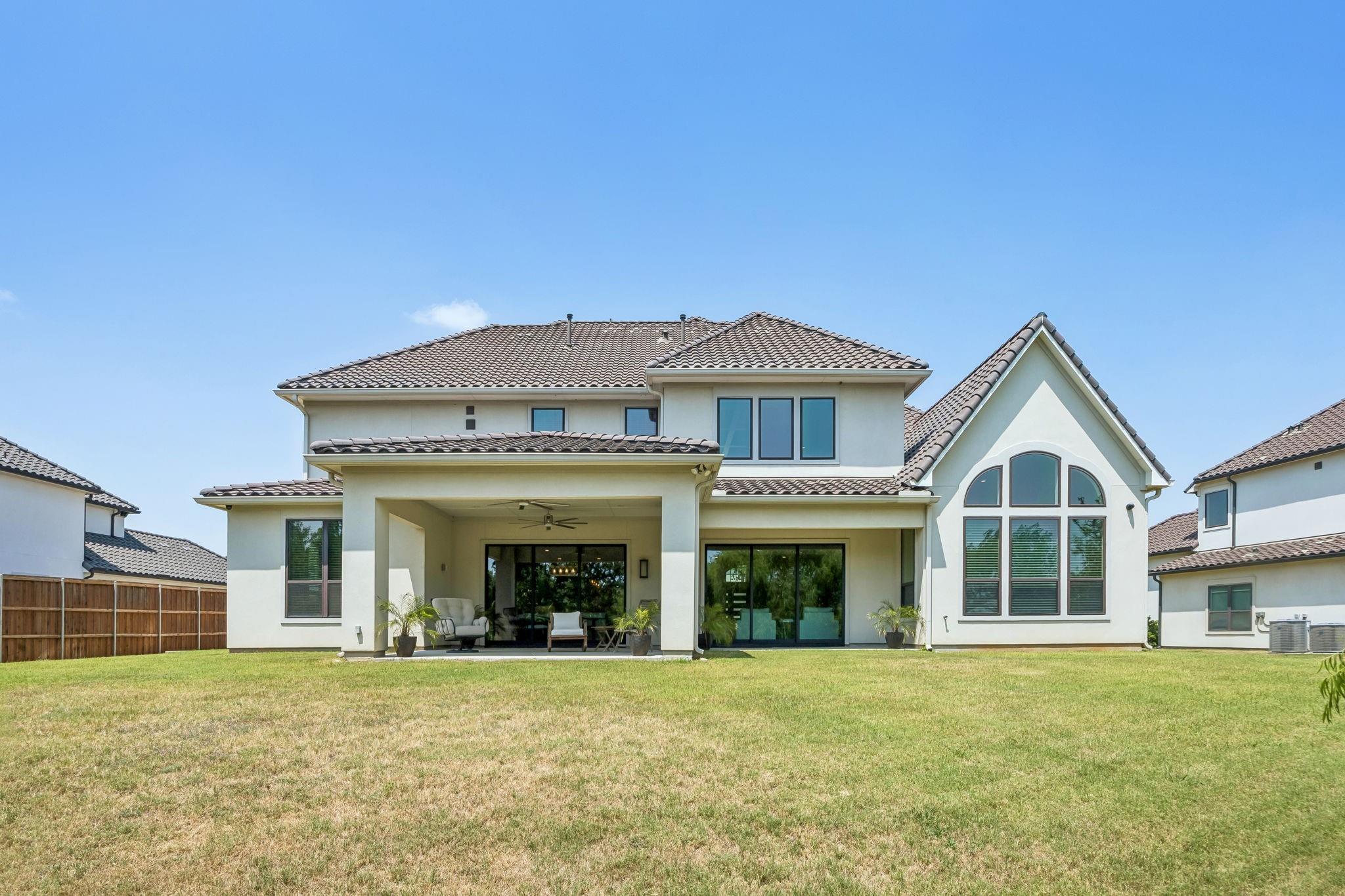 main property photo 34