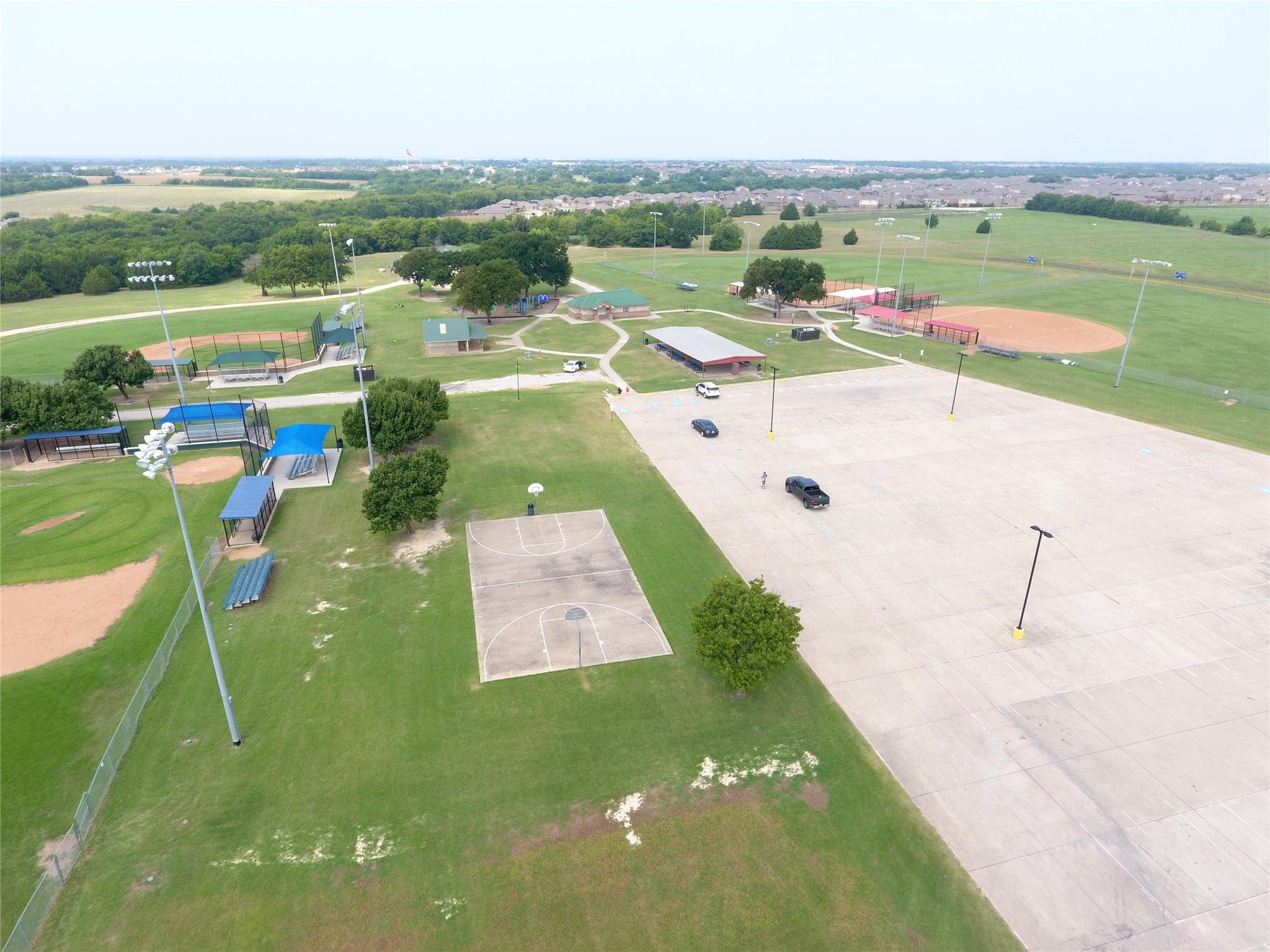 main property photo 33