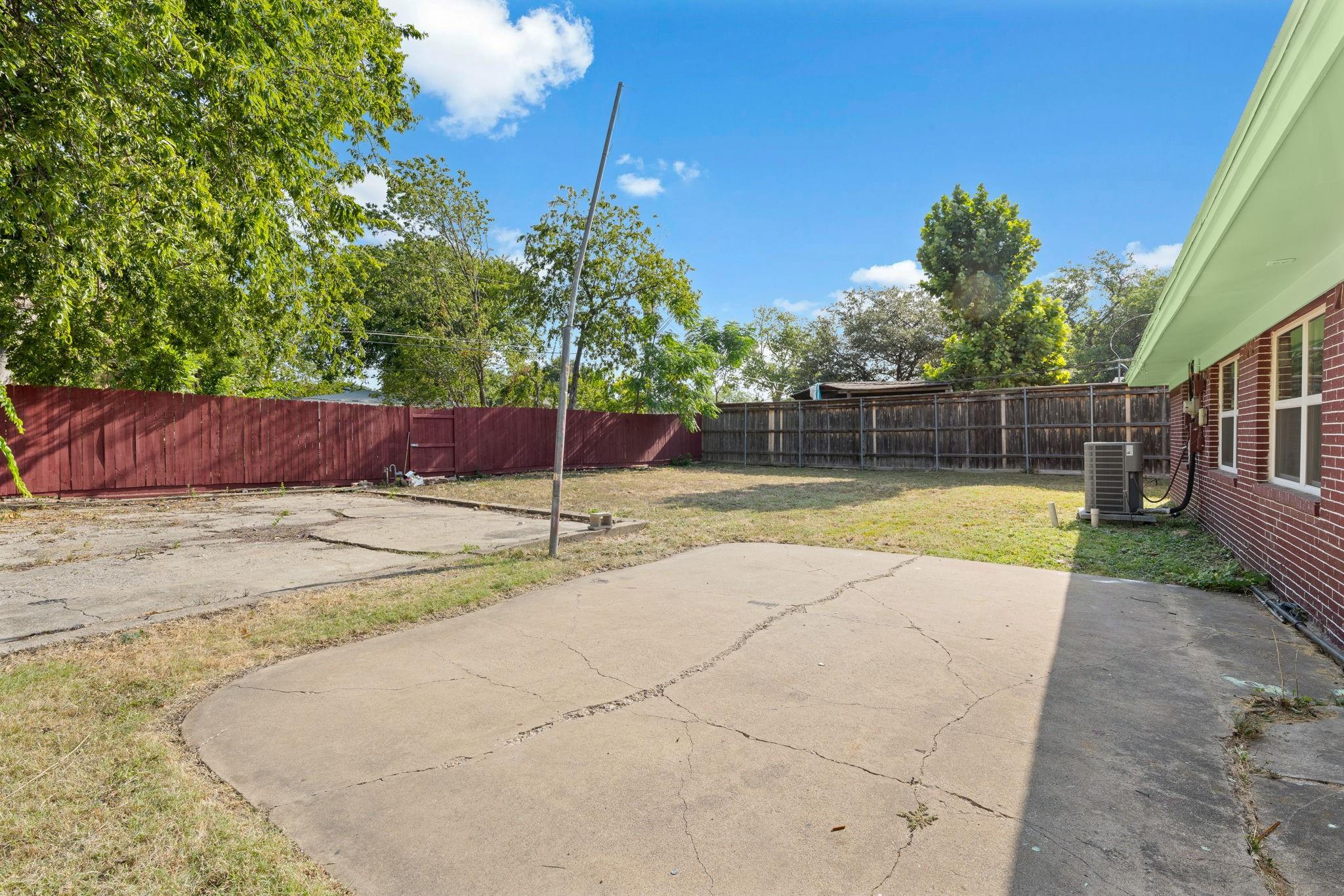 main property photo 29