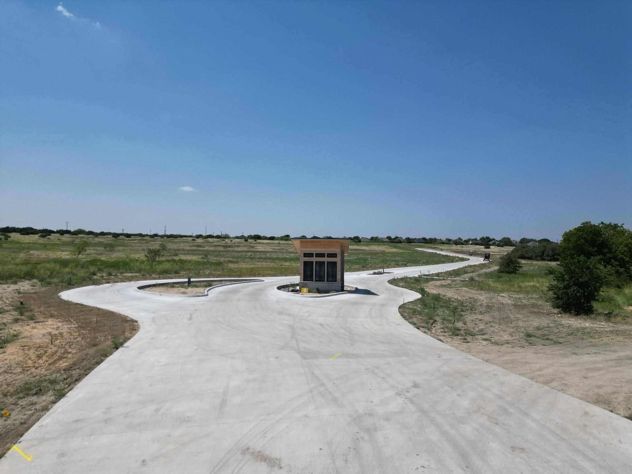 main property photo 7