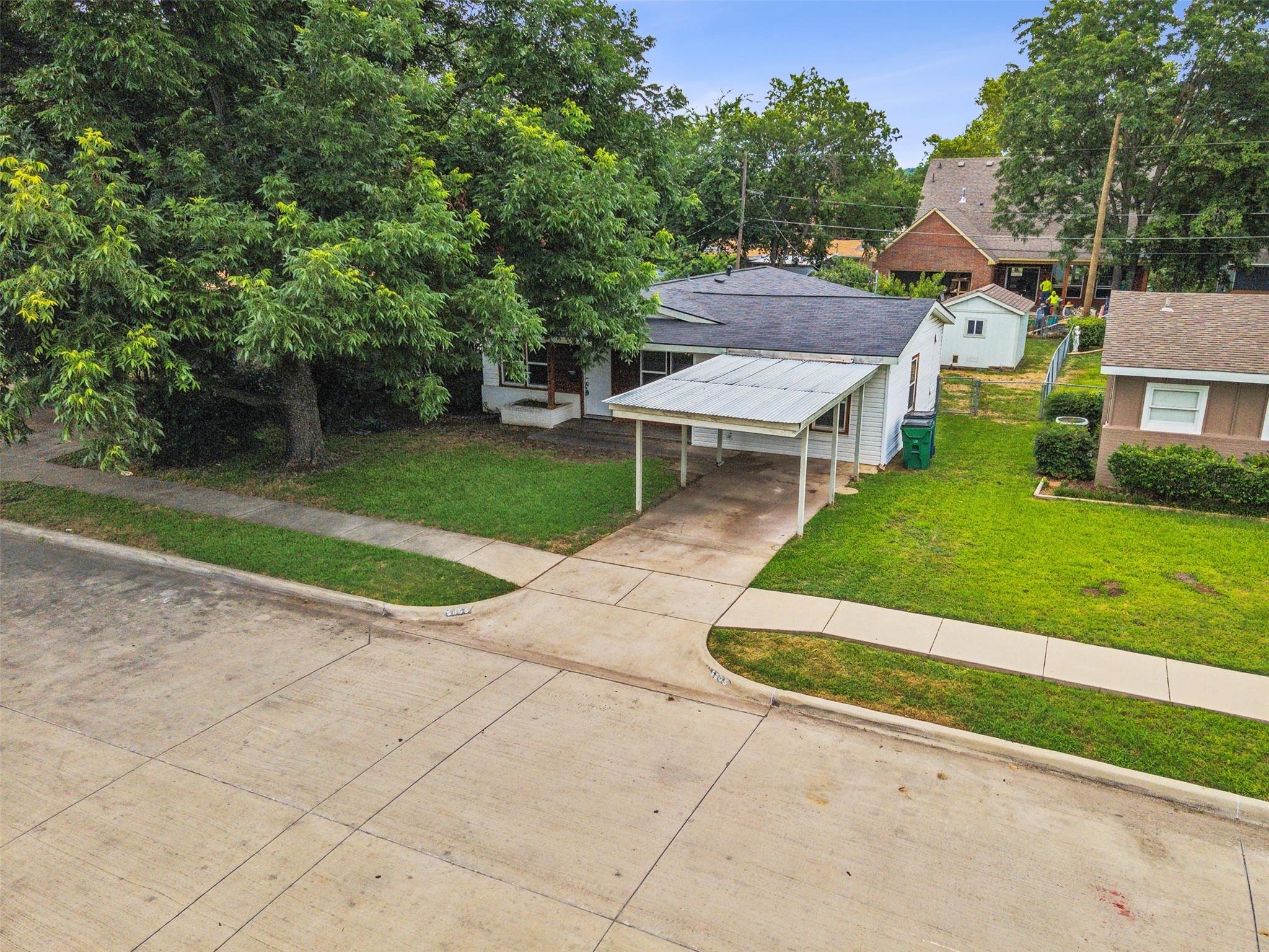 main property photo 25