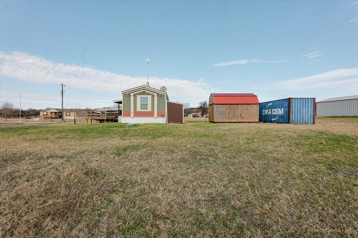 main property photo 23
