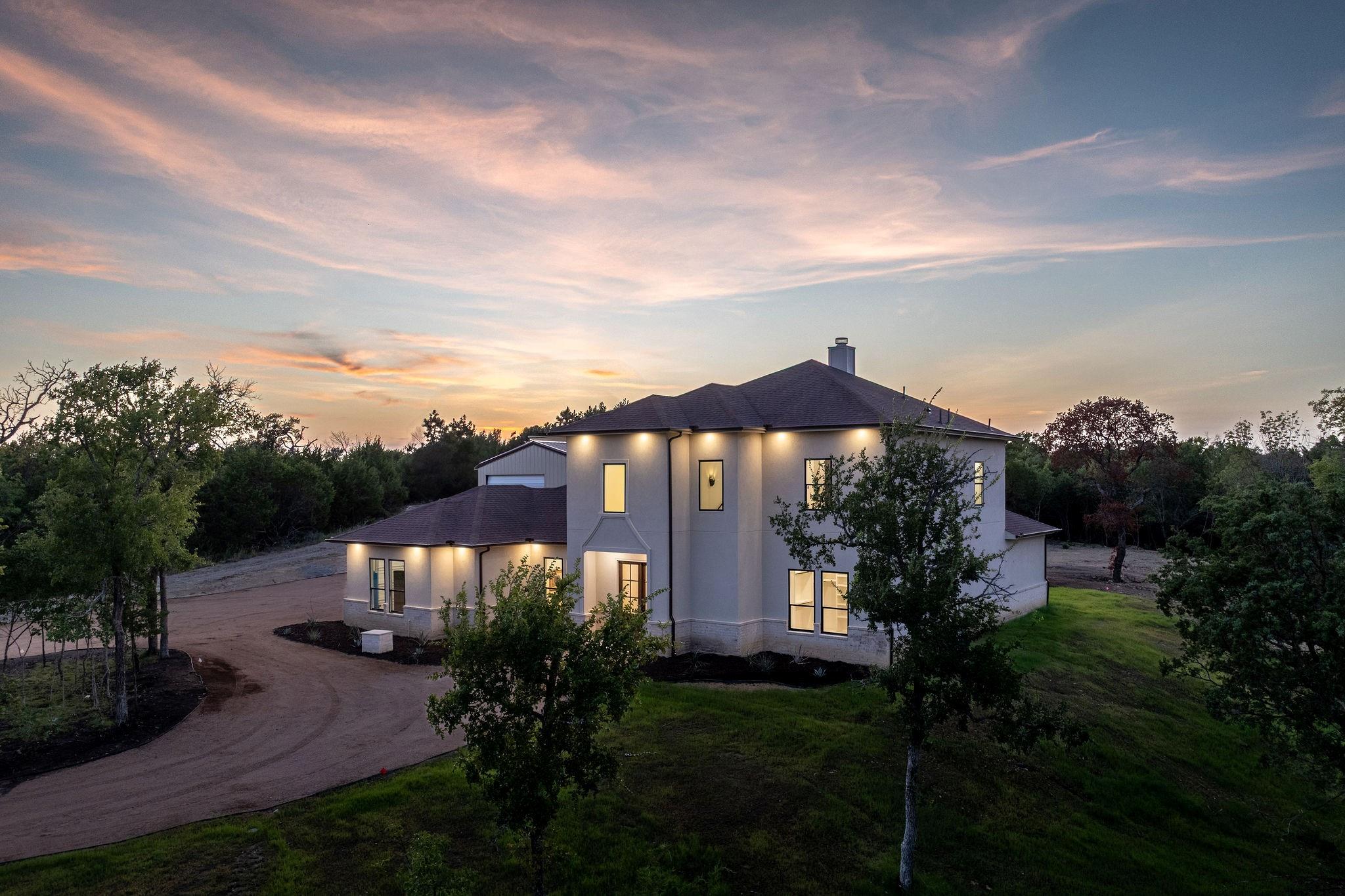 main property photo 37
