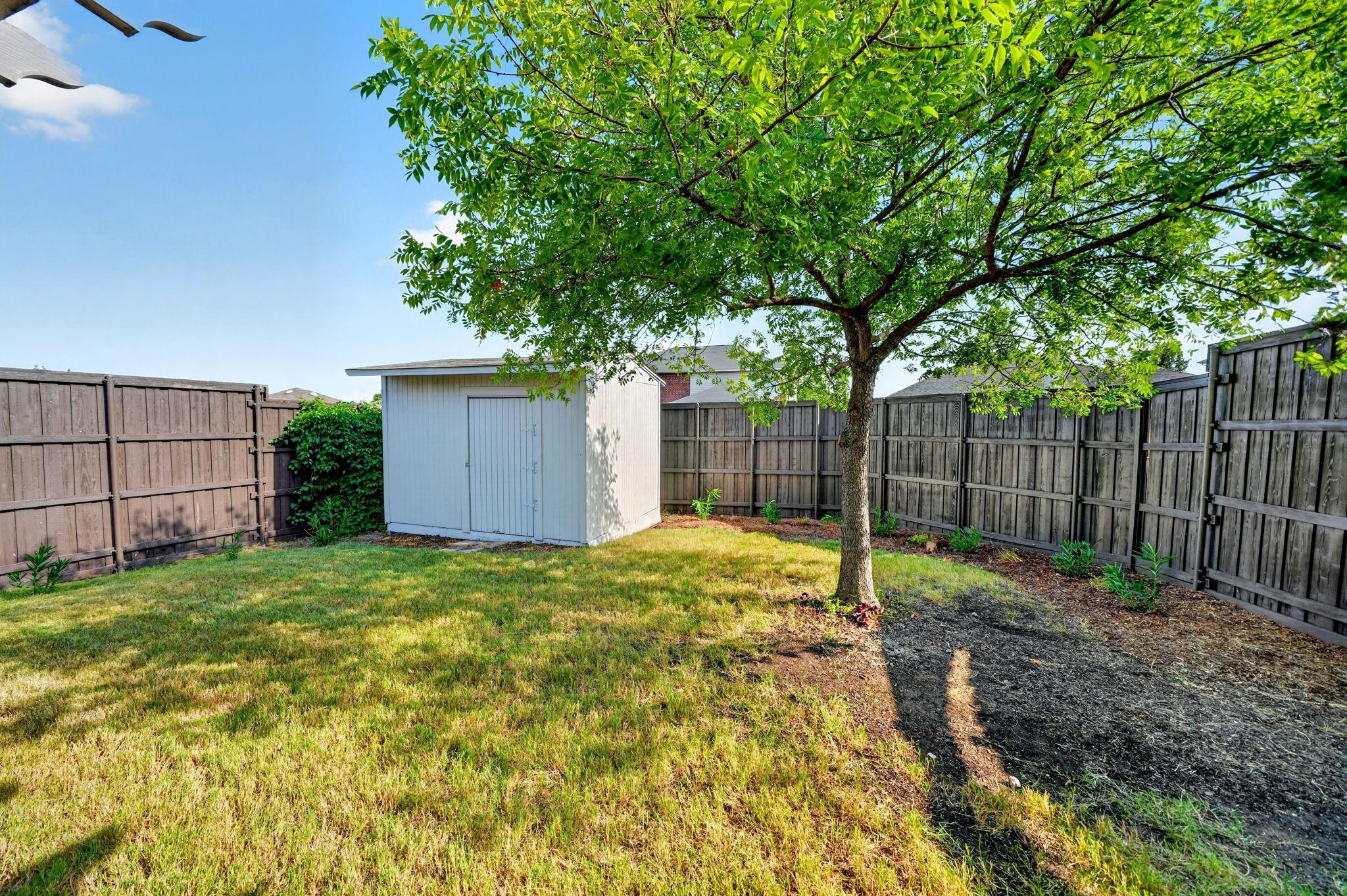 main property photo 20