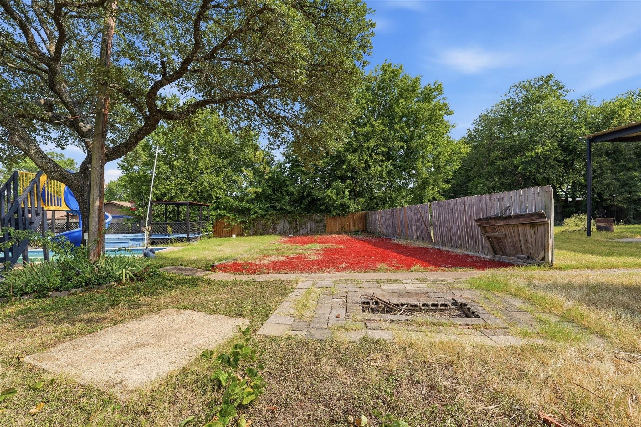 main property photo 29