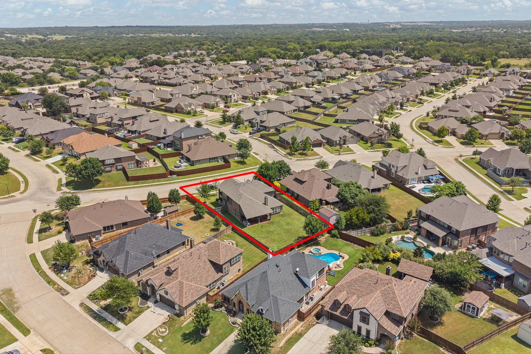 main property photo 32