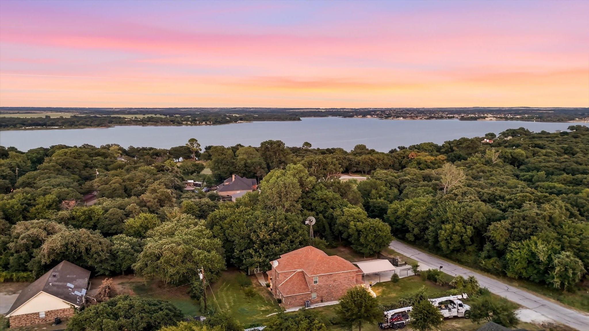main property photo 15