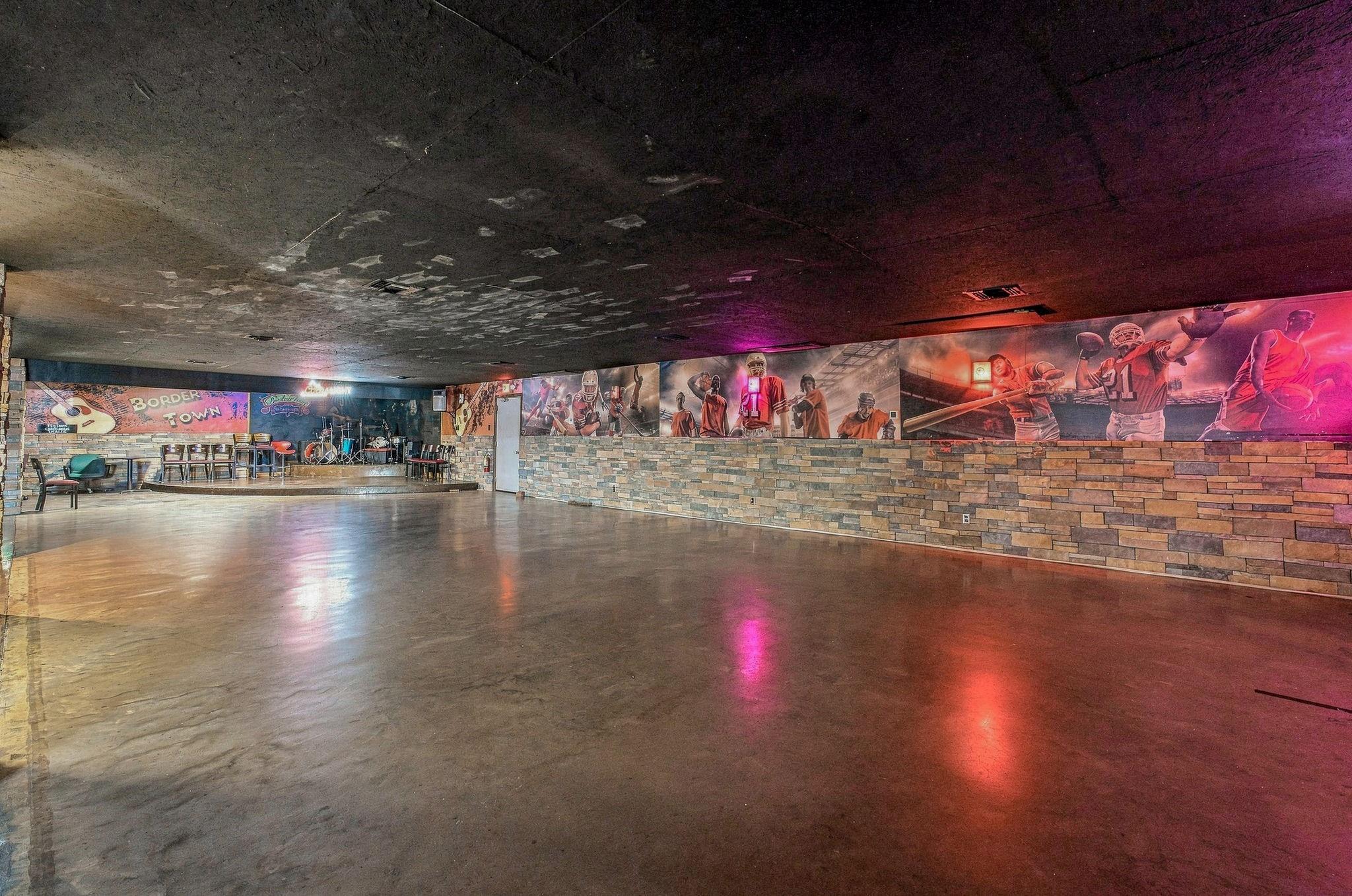 main property photo 20
