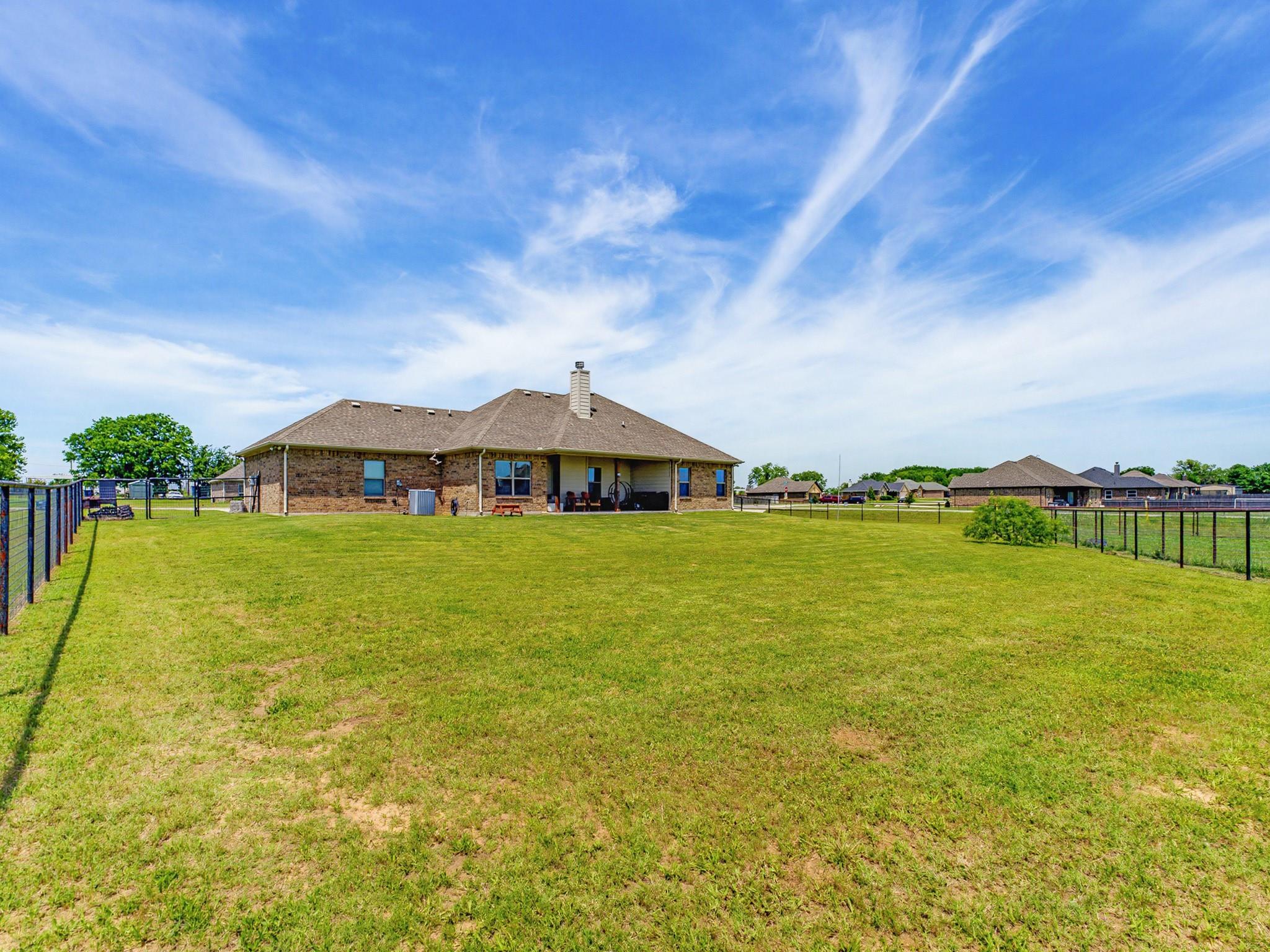 main property photo 24