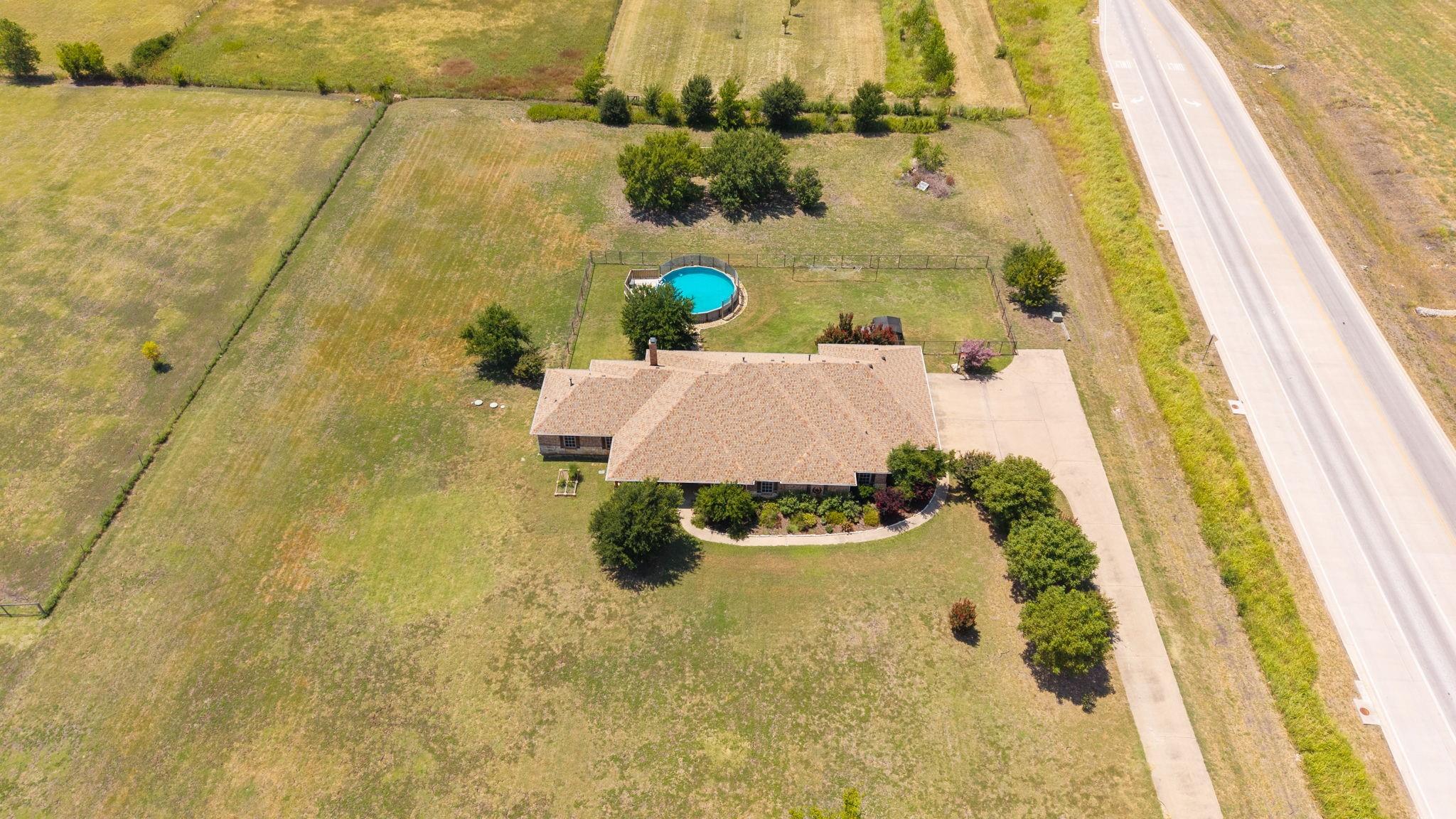 main property photo 21