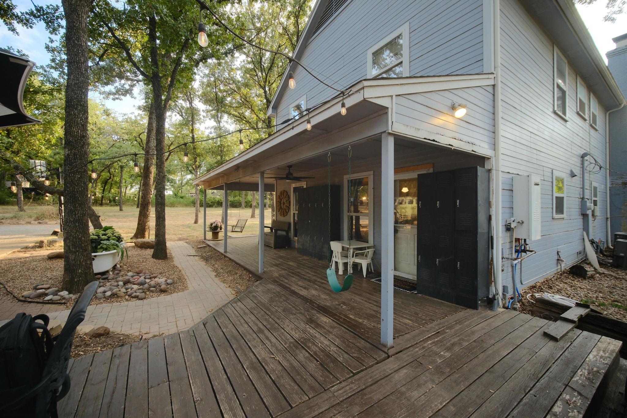 main property photo 15
