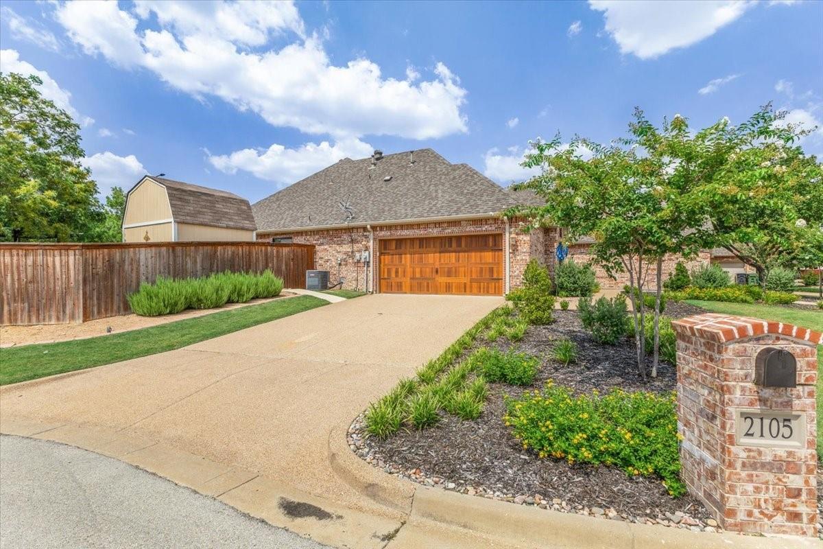 main property photo 6
