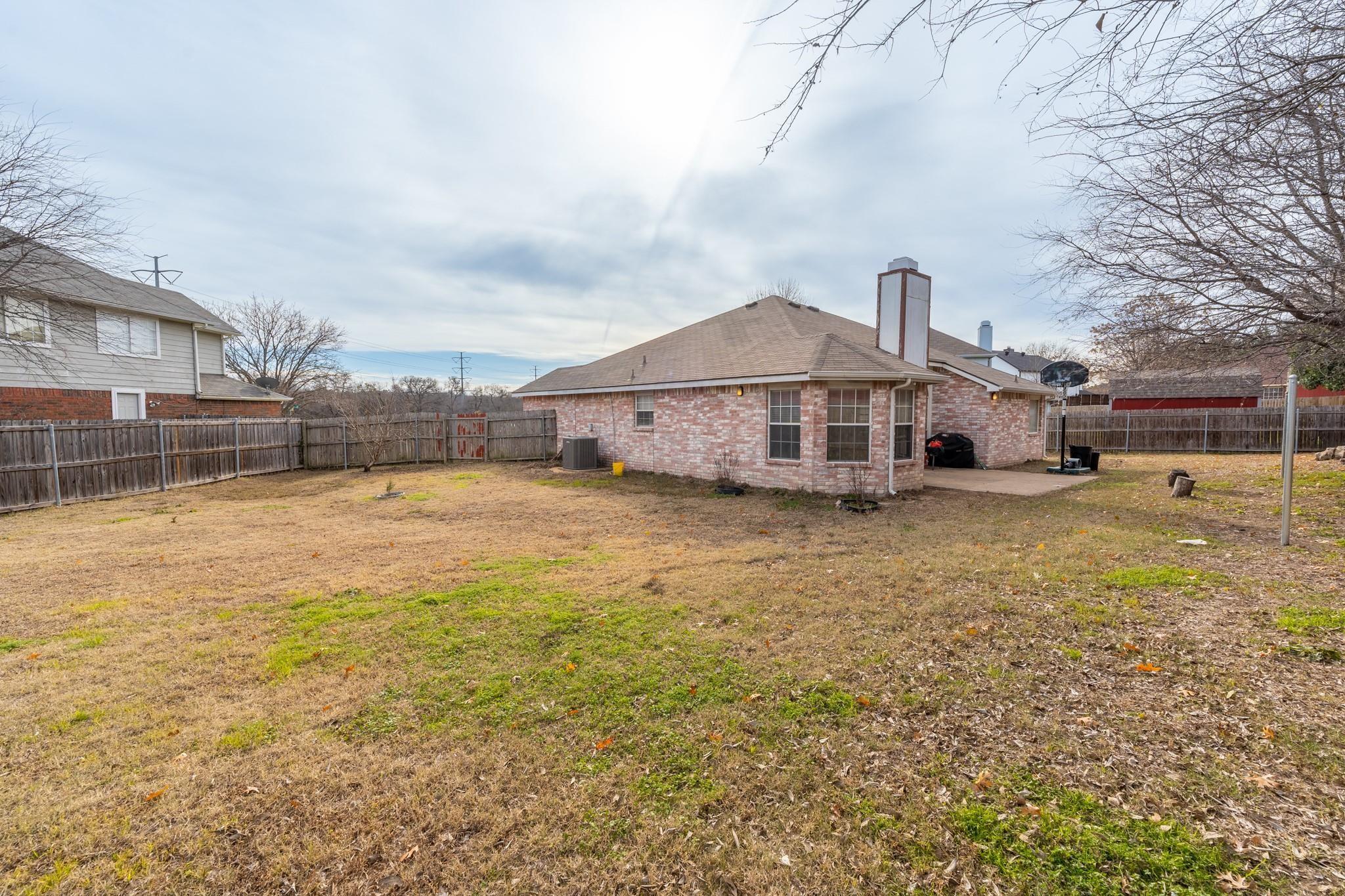 main property photo 16