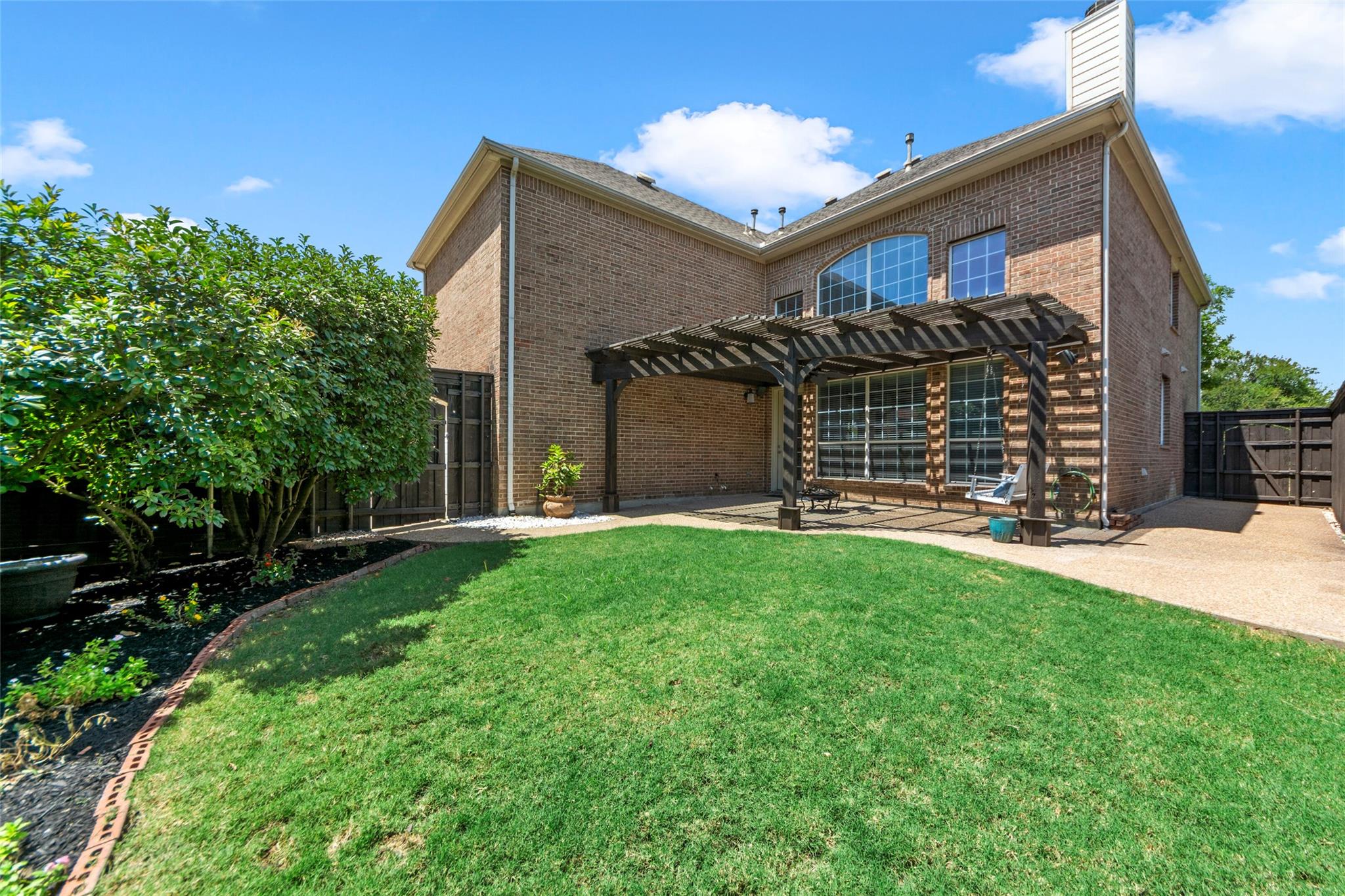 main property photo 38