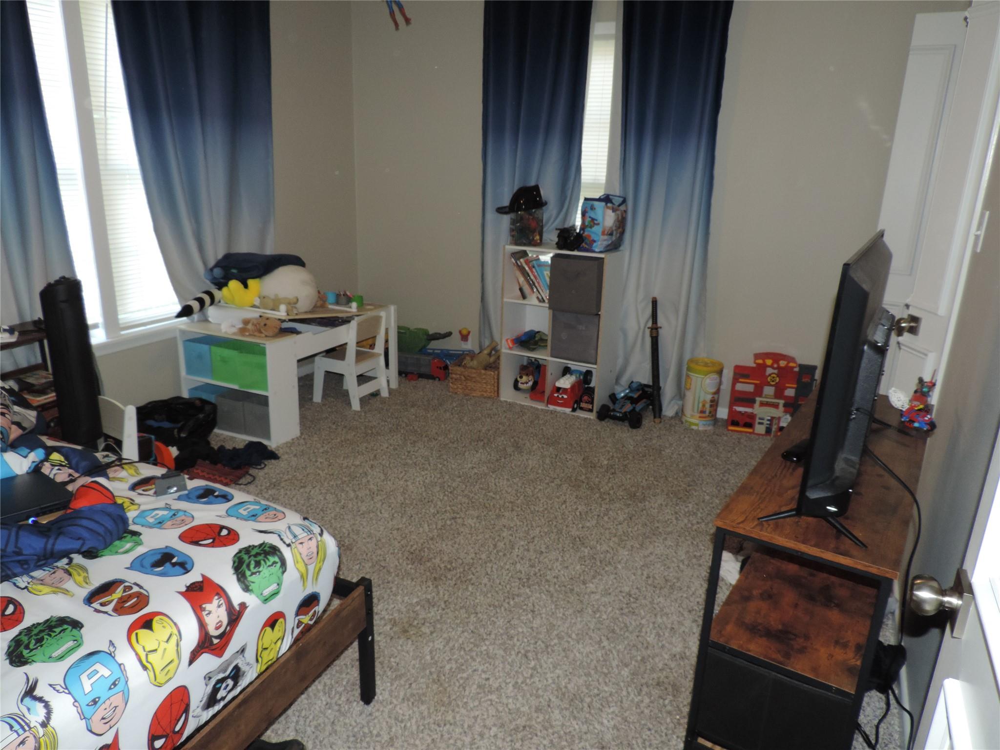 main property photo 15