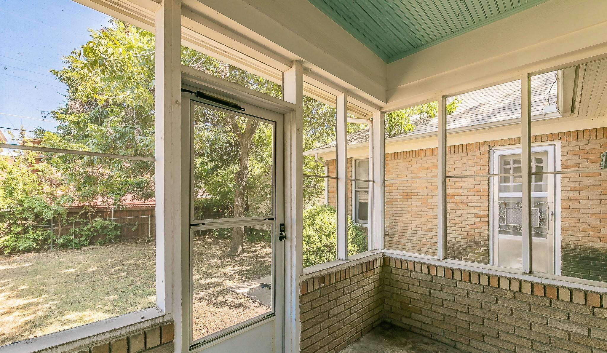main property photo 33