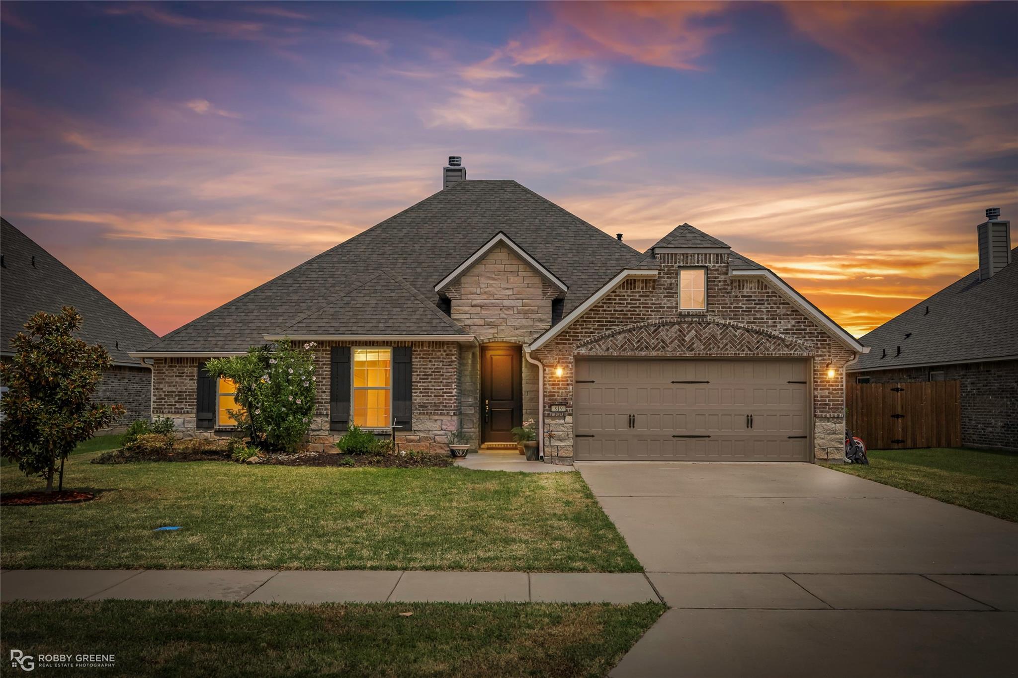 main property photo 0