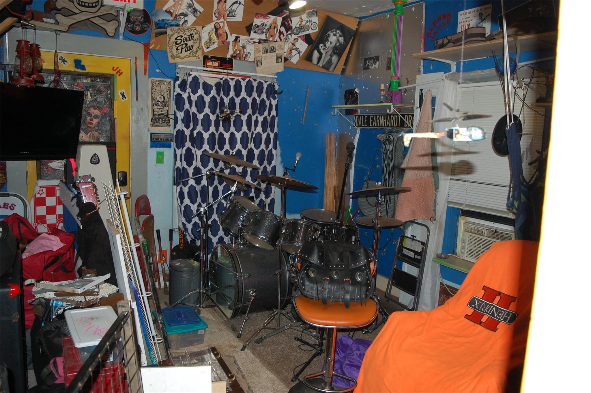 main property photo 10