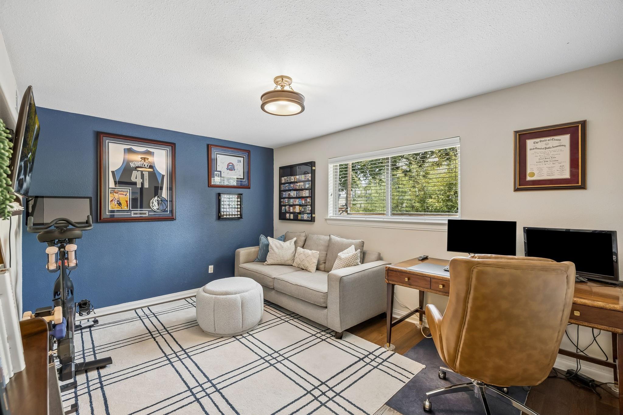 main property photo 22