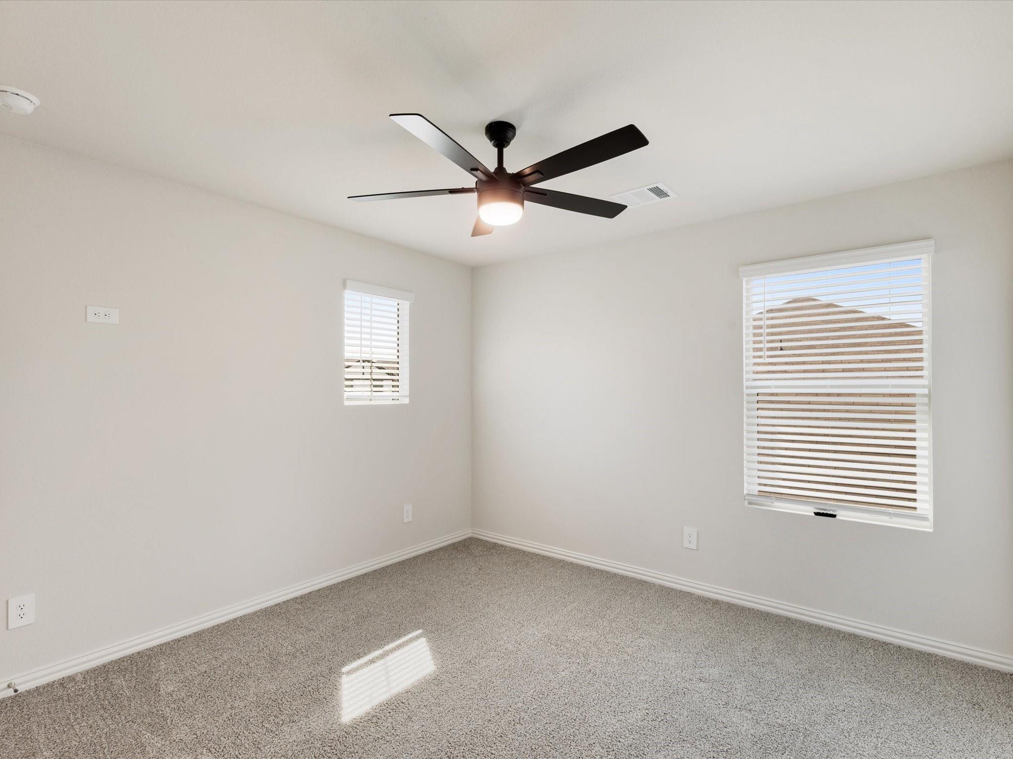 property viewer photo 12