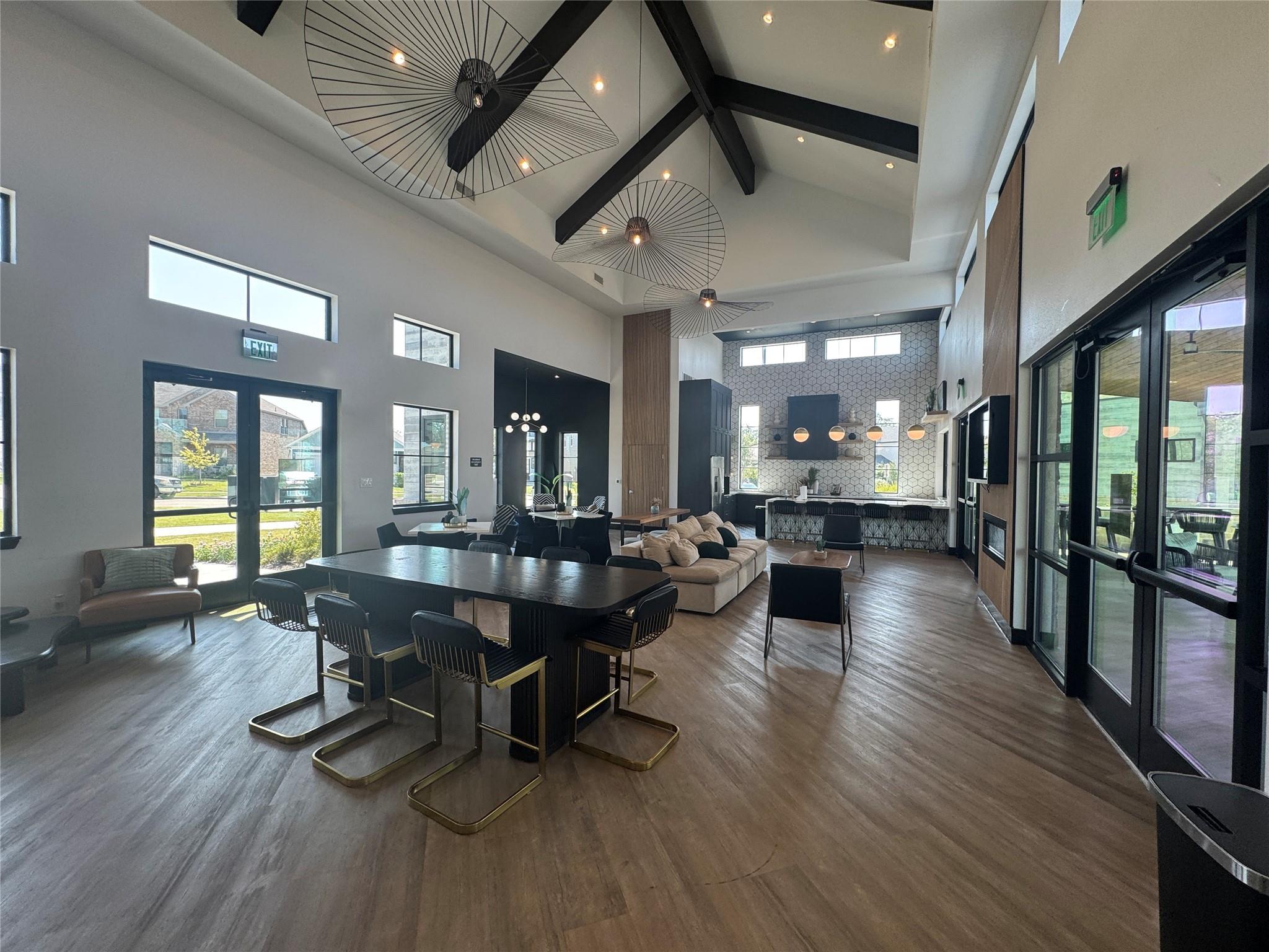 property viewer photo 17