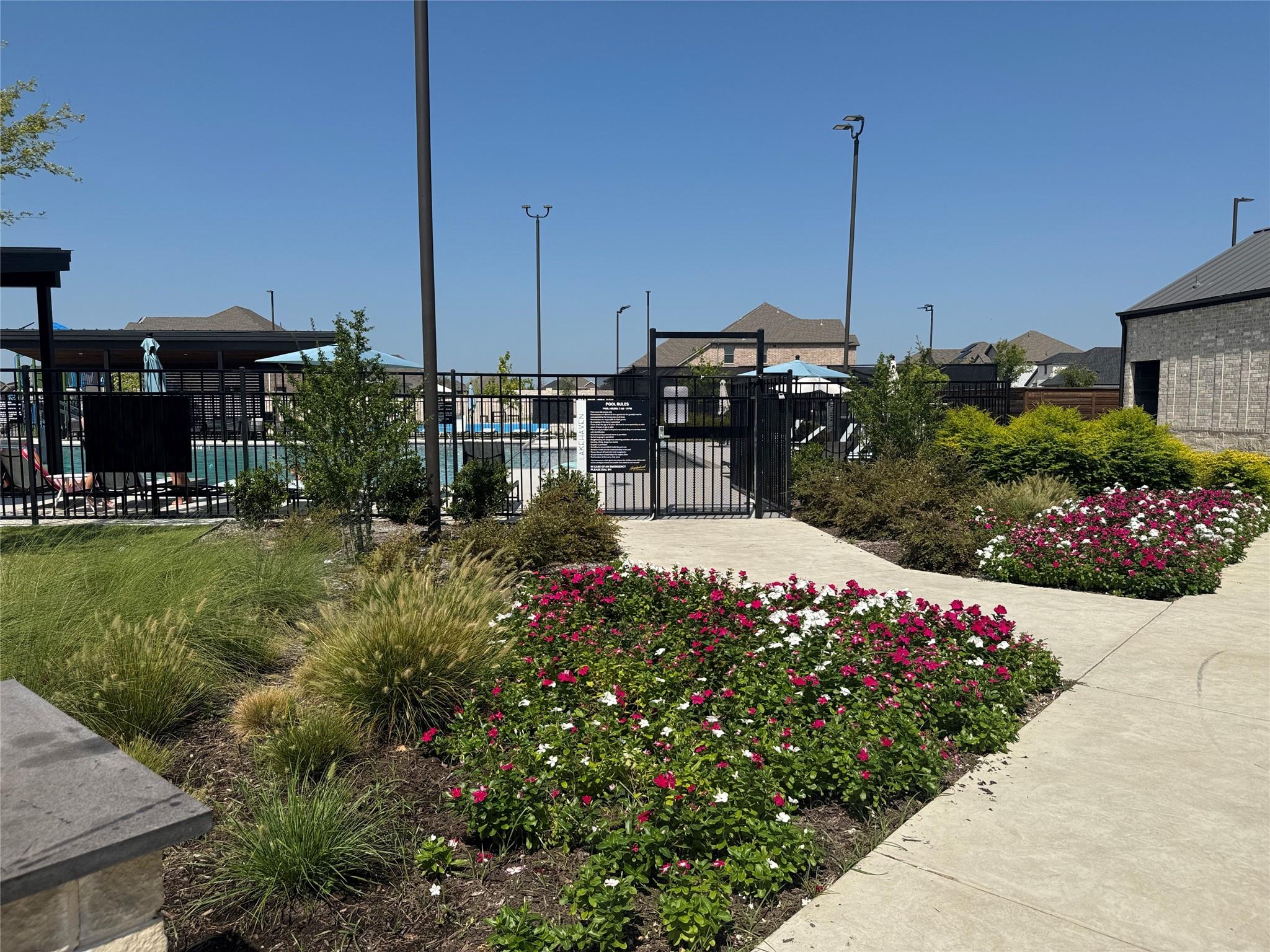 property viewer photo 20