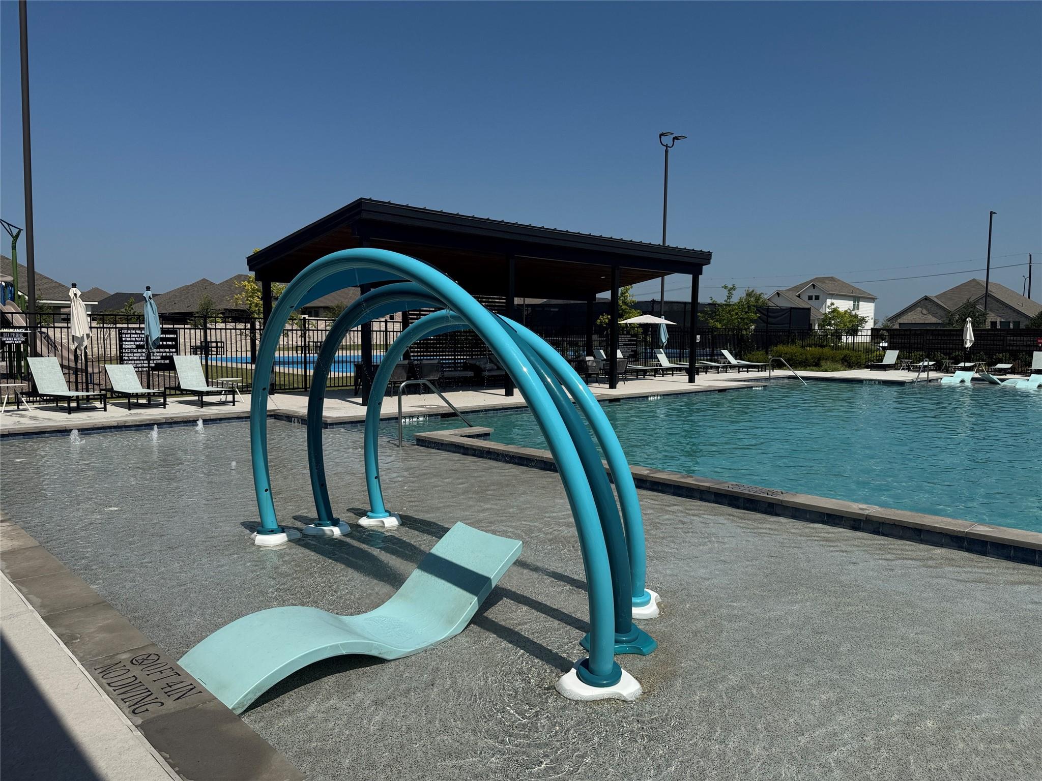 property viewer photo 21