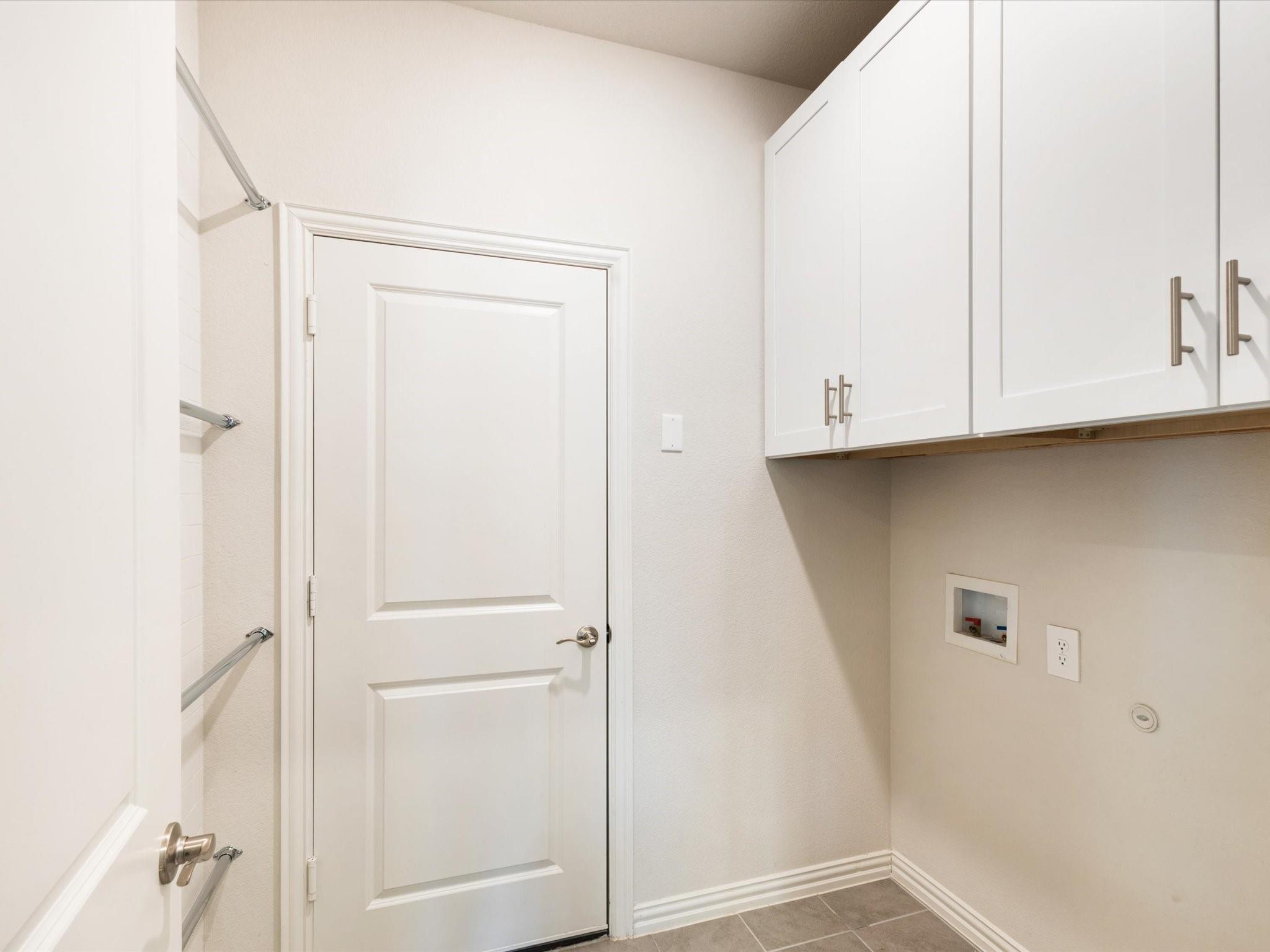 property viewer photo 7