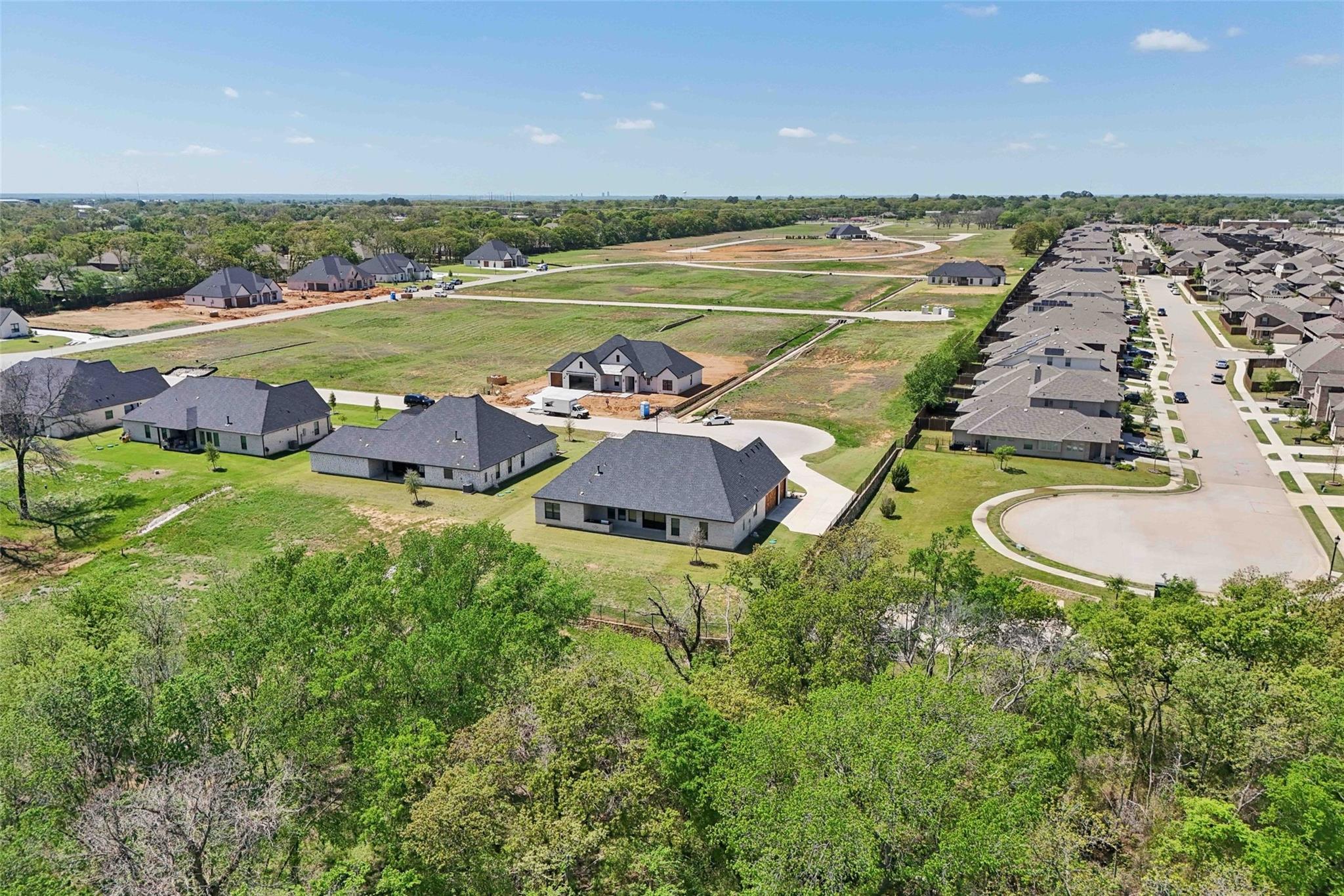 main property photo 19