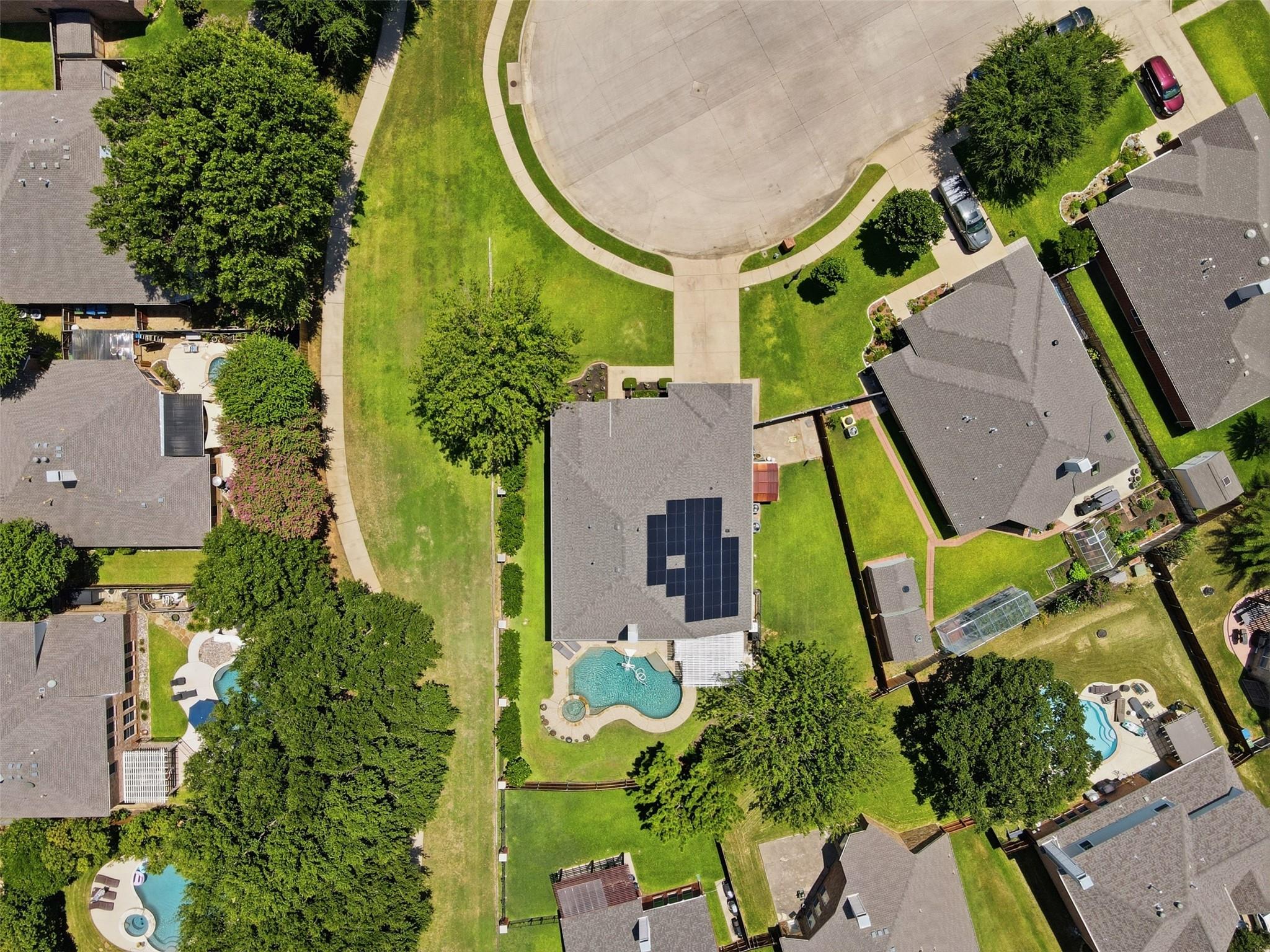main property photo 37