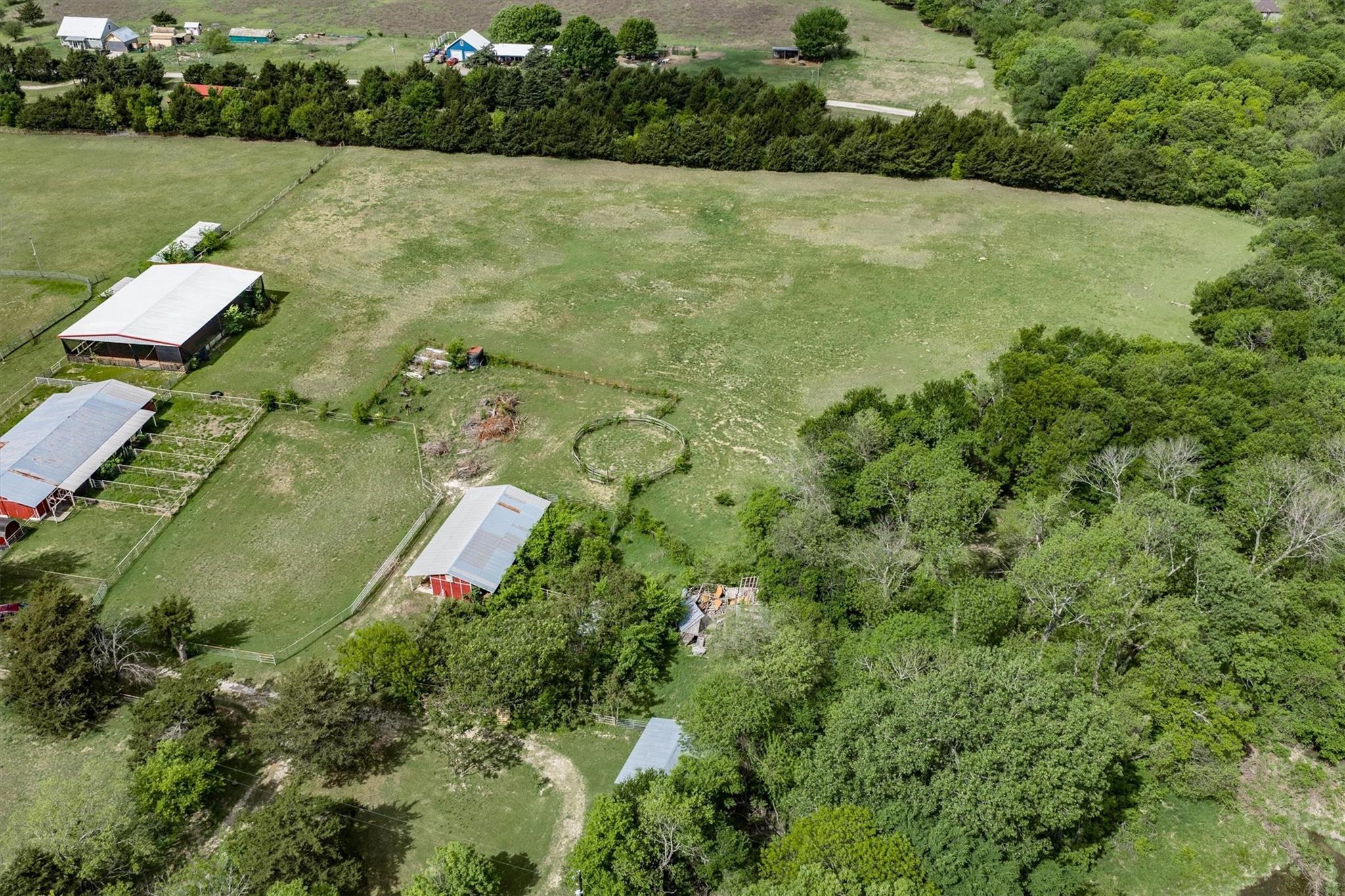 main property photo 15