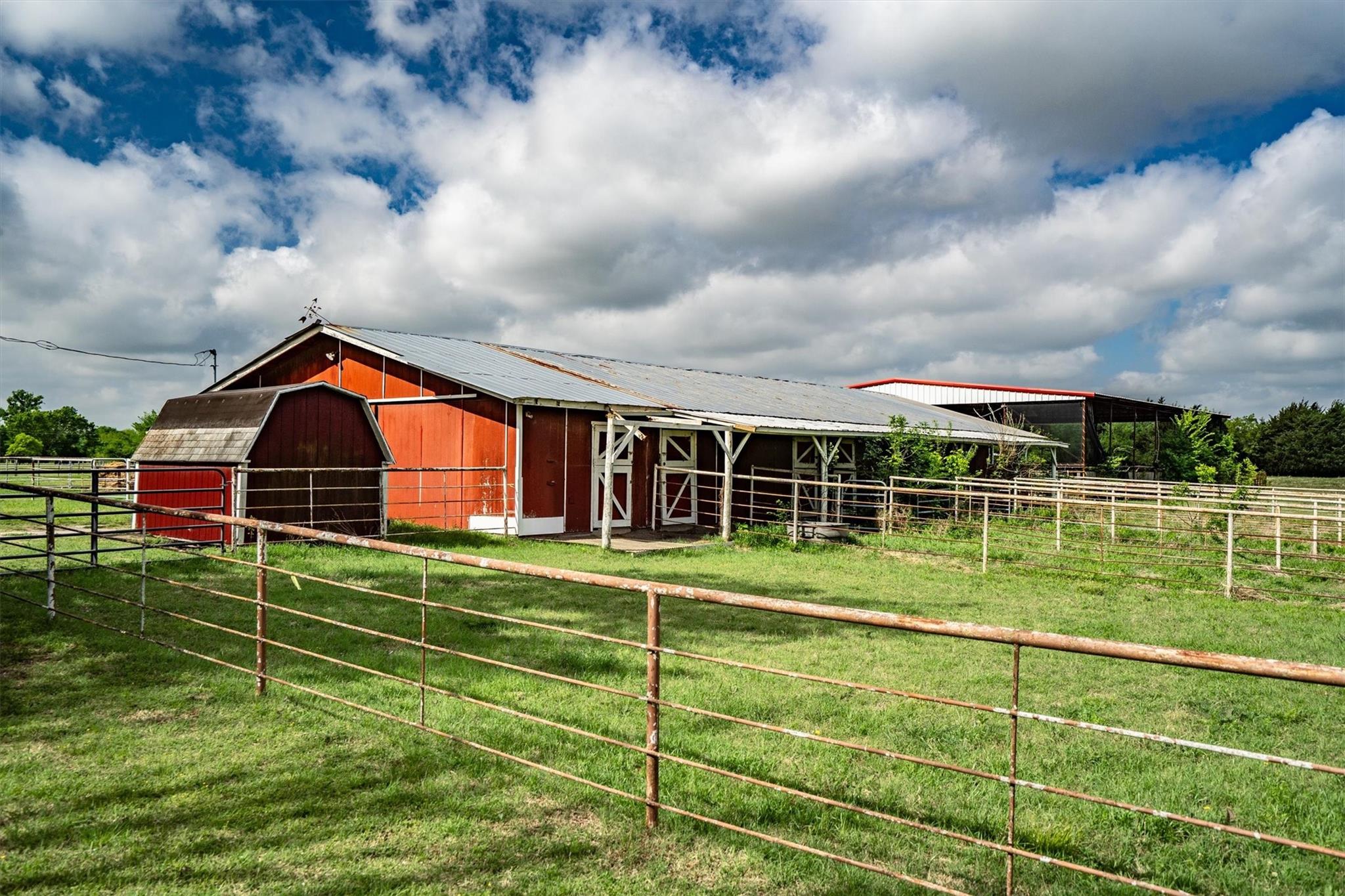 main property photo 20