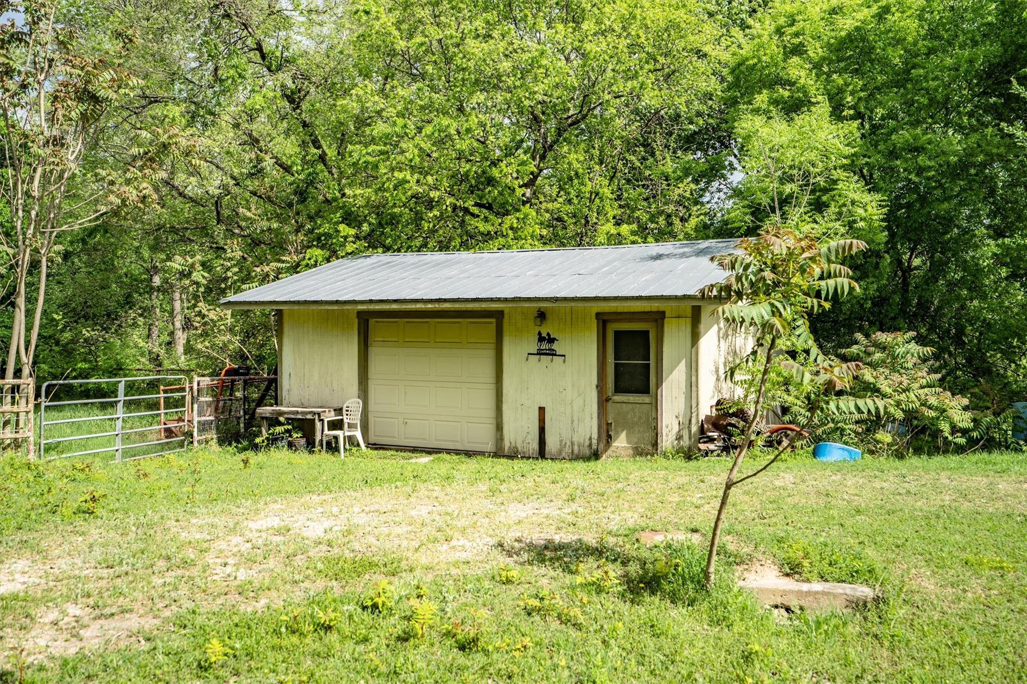 main property photo 38