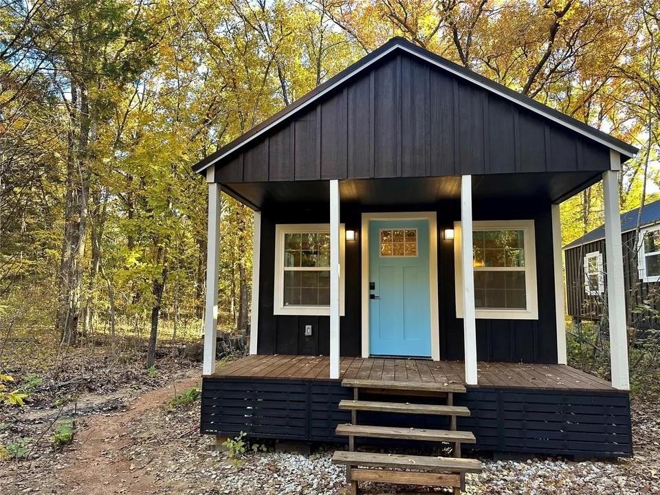 property viewer photo 1