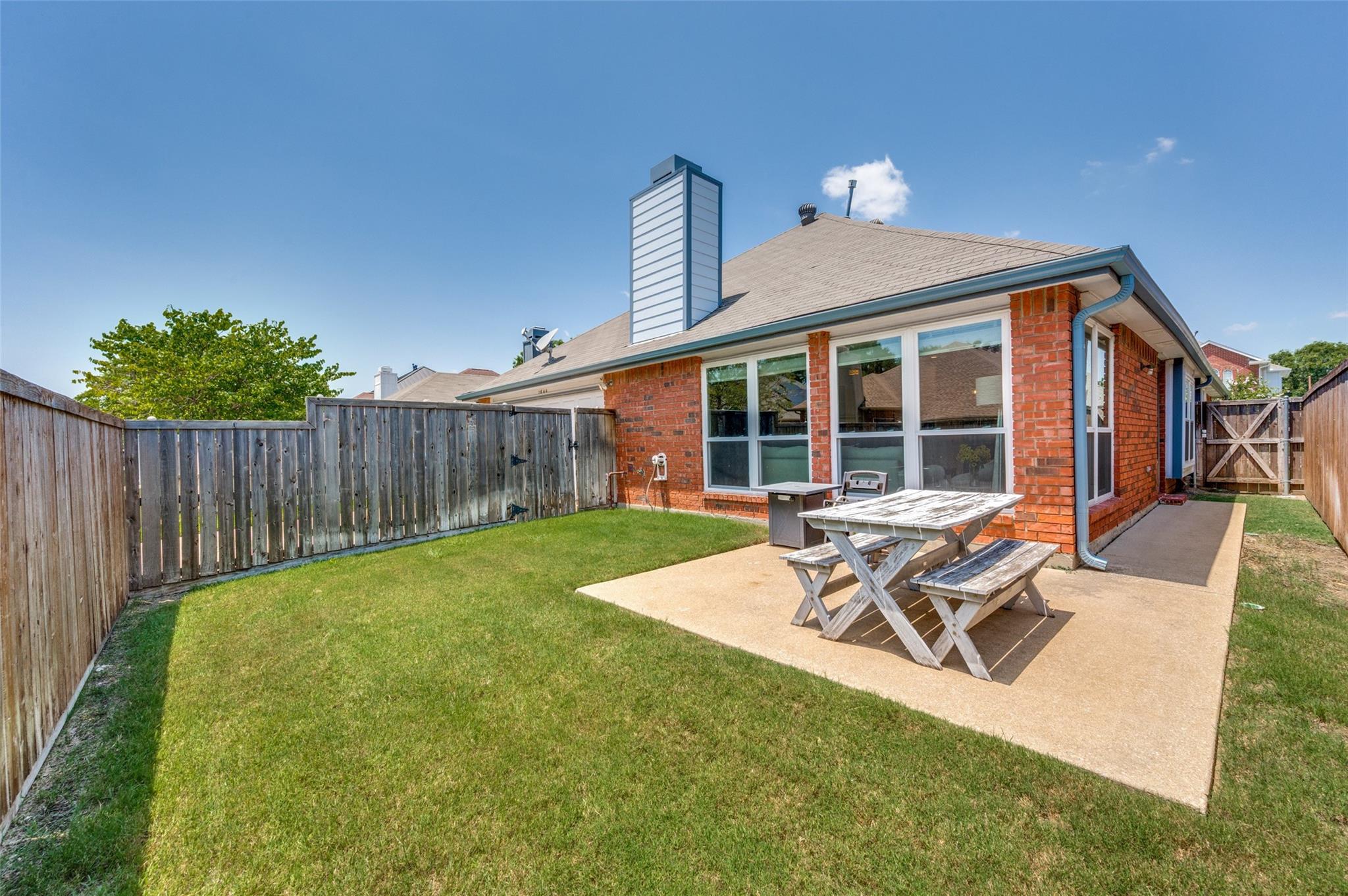 main property photo 24